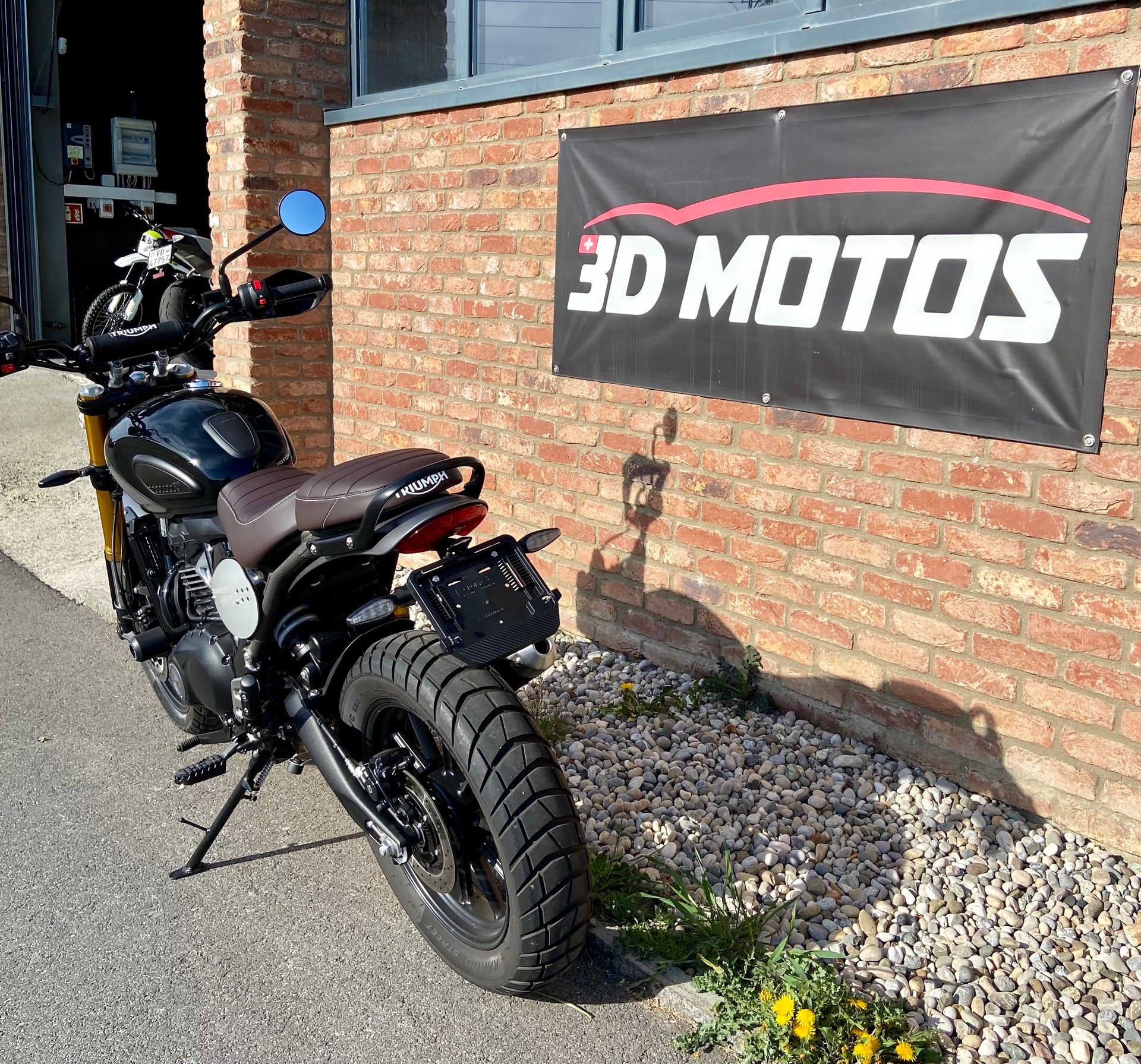 TRIUMPH Speed 400  X-showroom-element-2