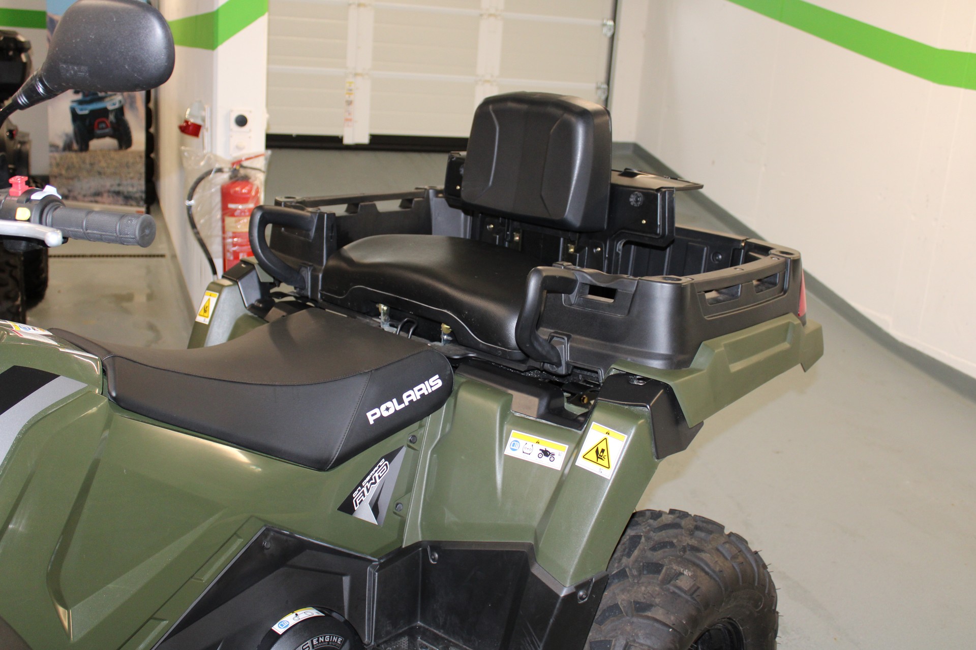 POLARIS 570 X2-showroom-element-3
