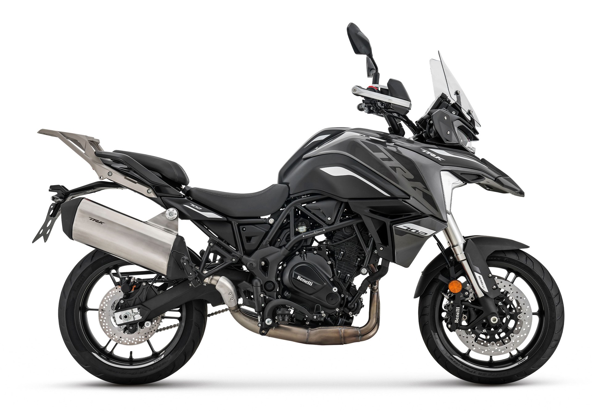 BENELLI TRK 702-showroom-element-1