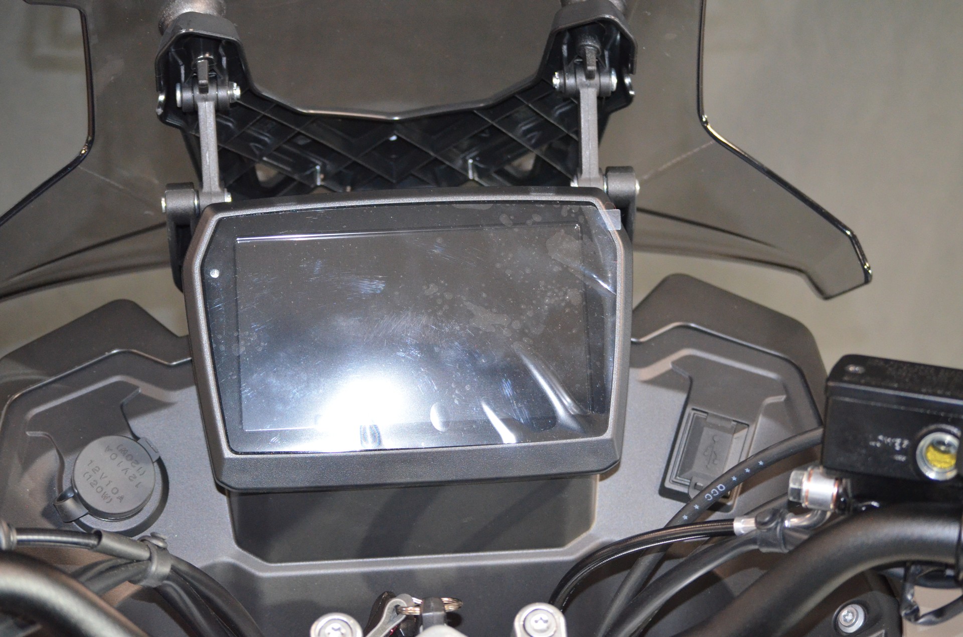 VOGE 525 DSX-image-10