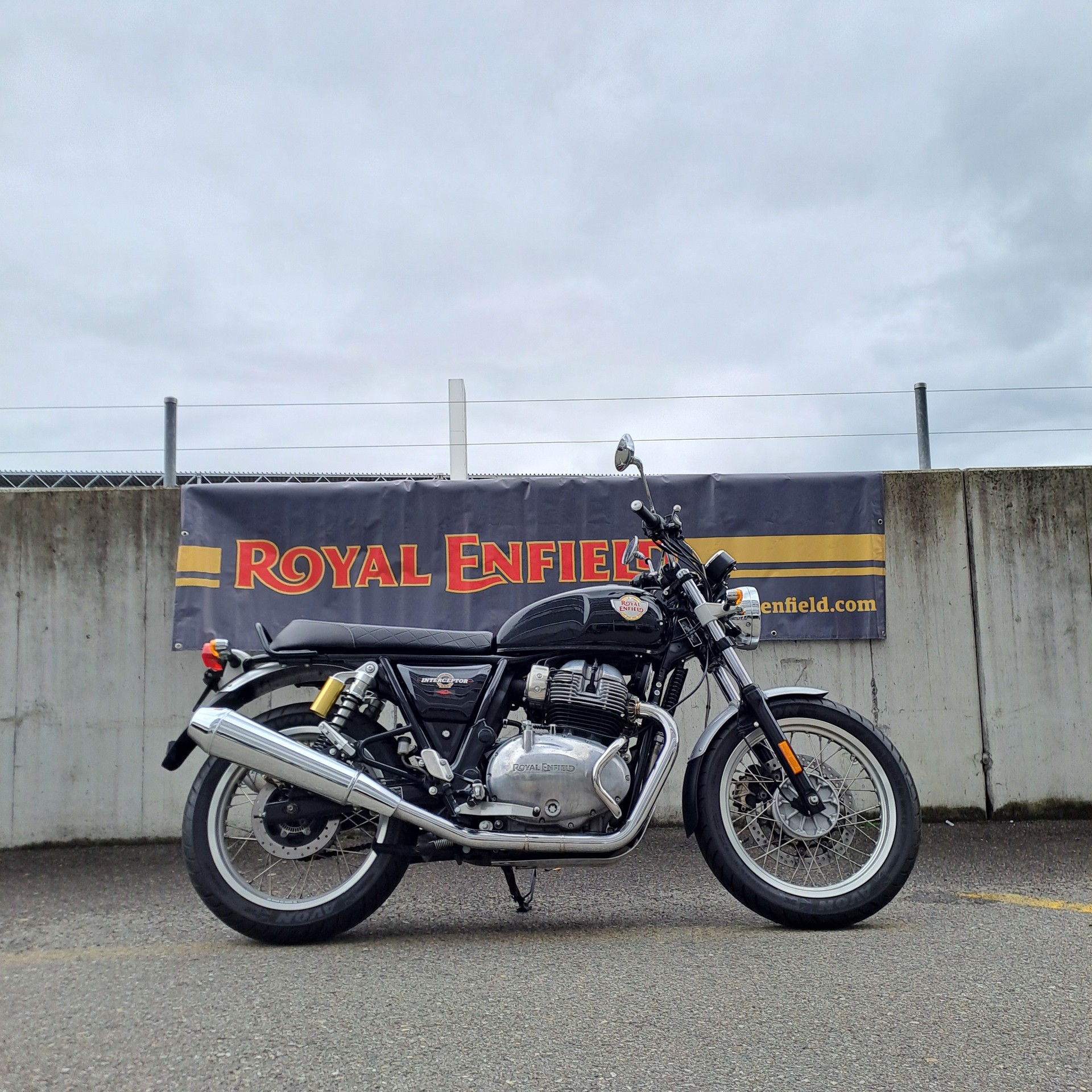 ROYAL ENFIELD Interceptor 650 Standard