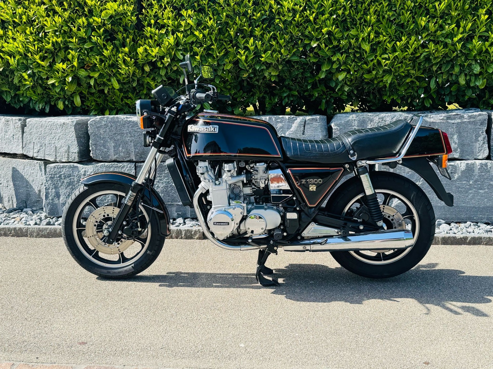 KAWASAKI Z 1300-image-1