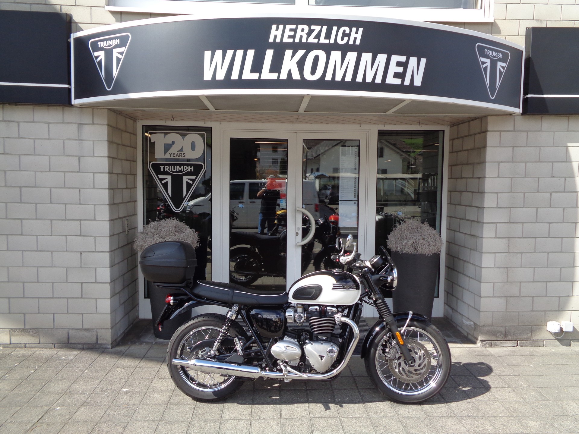 TRIUMPH Bonneville T120 ABS