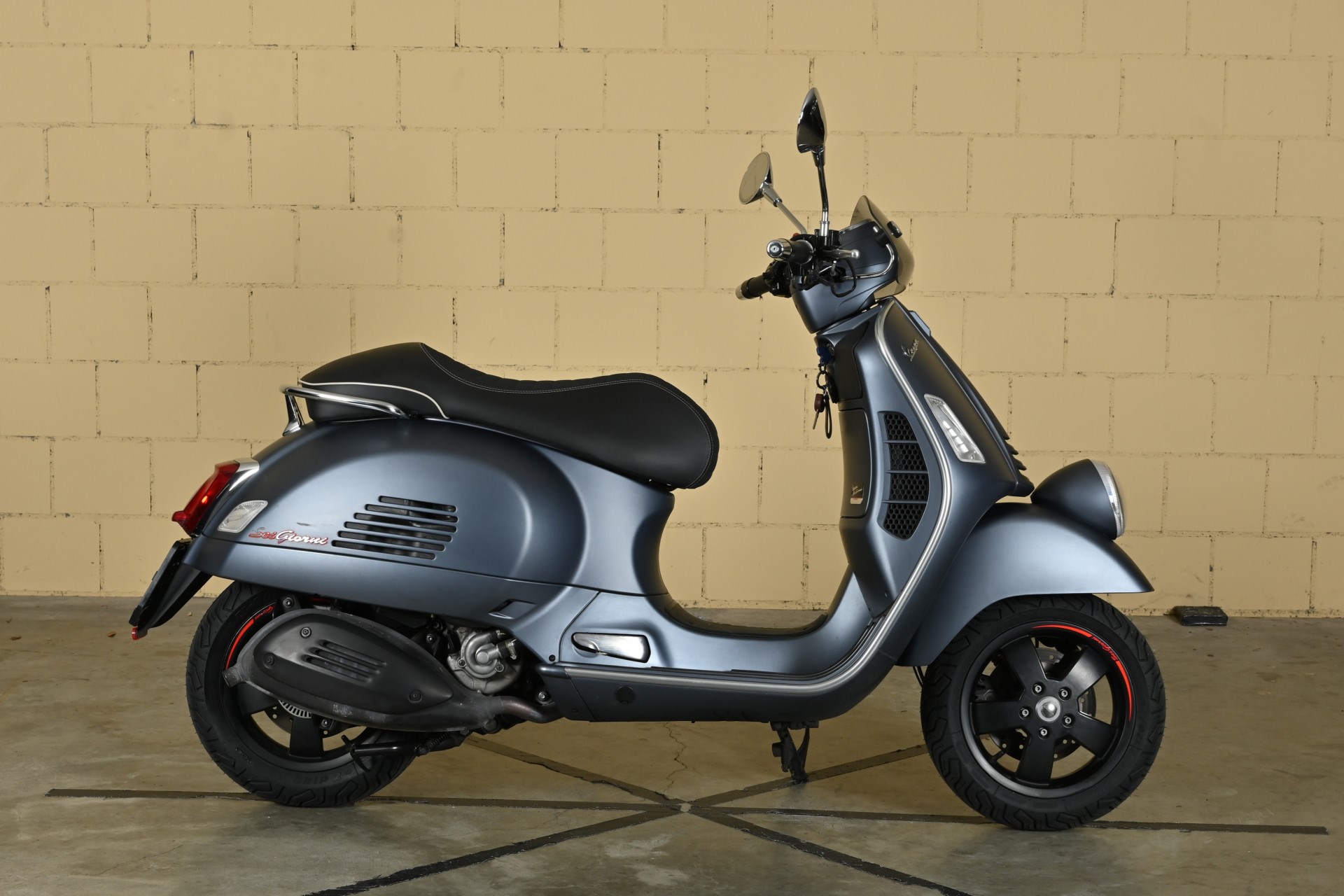 Vespa Moto Vespa Gt 250 Usata Vespa Gt 250 Usata Annuncio Moto