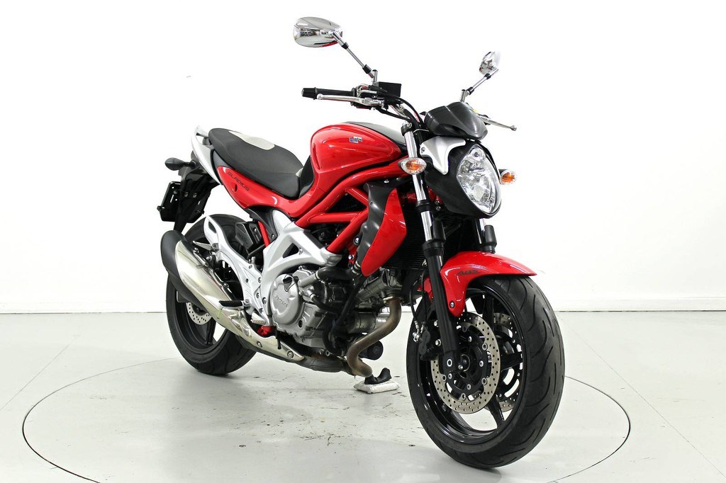 SUZUKI SFV 650 ABS Gladius-showroom-element-1