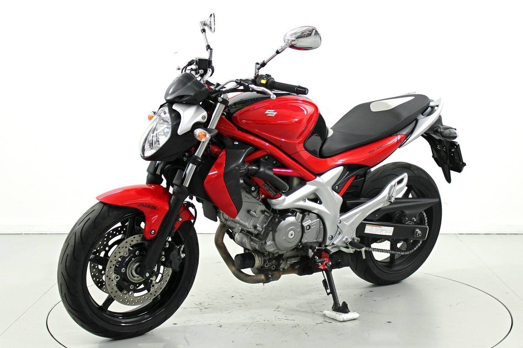 SUZUKI SFV 650 ABS Gladius-showroom-element-2