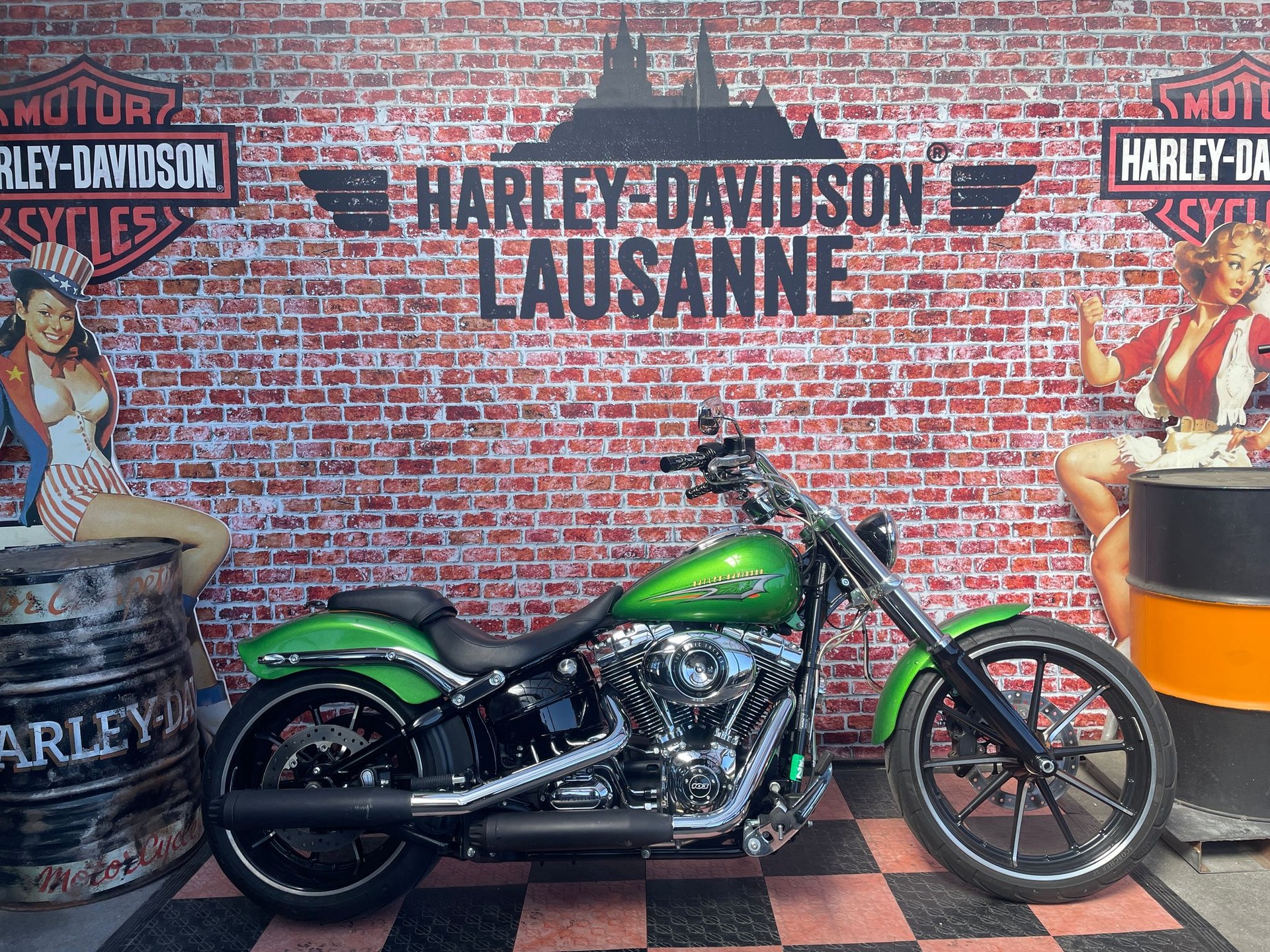 HARLEY-DAVIDSON FXSB Breakout 103 ABS