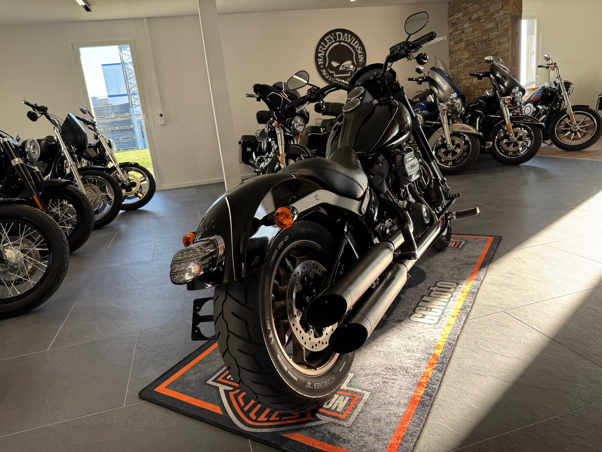 HARLEY-DAVIDSON FLFBS Fat Boy 114 ABS-showroom-element-2