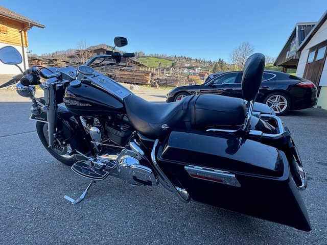 HARLEY-DAVIDSON FLHRCI Road King Classic-image-2