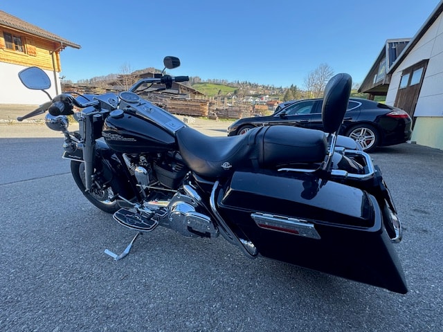 HARLEY-DAVIDSON FLHRCI Road King Classic-image-3
