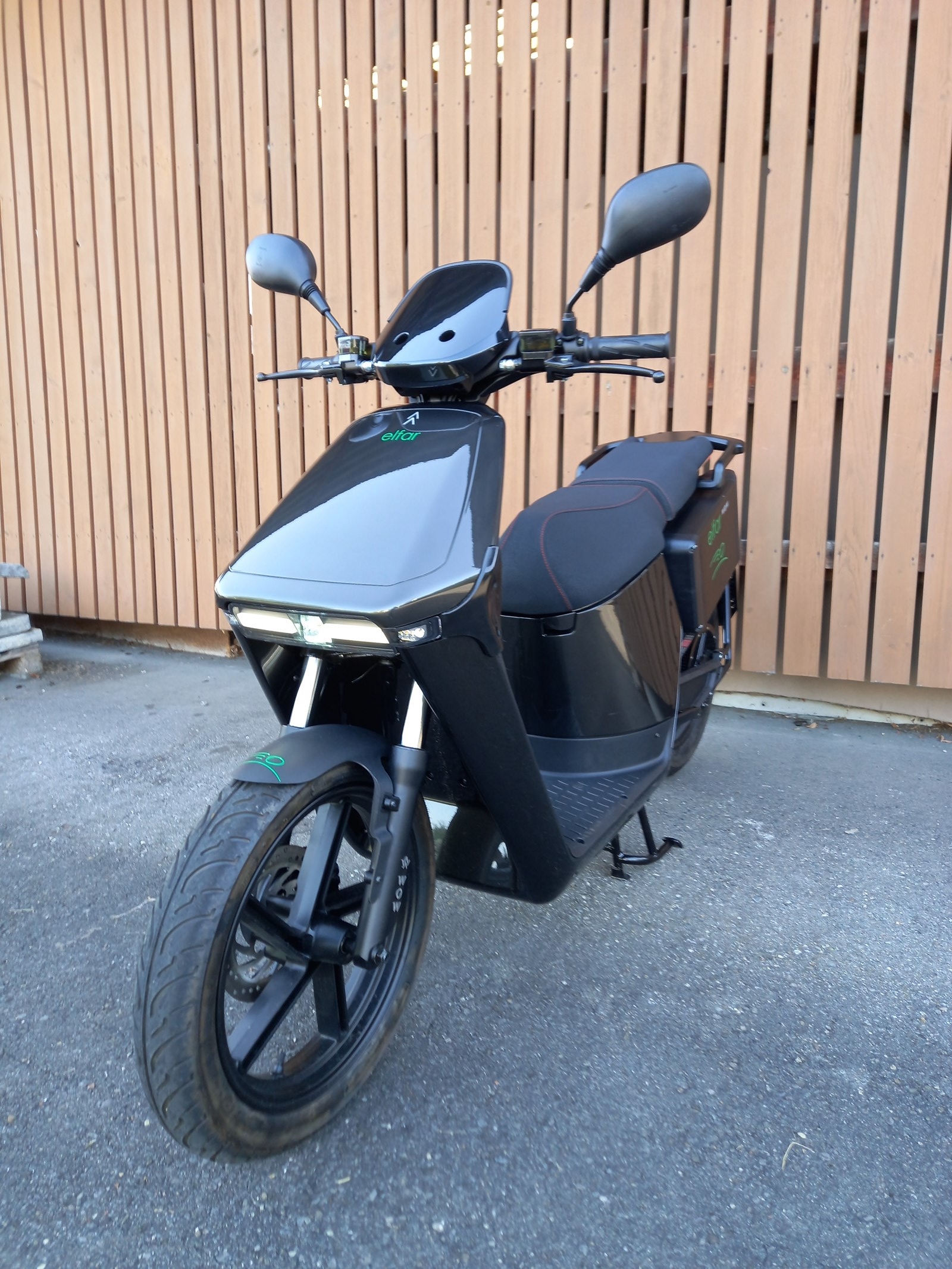 E-SCOOTER WOW-showroom-element-3