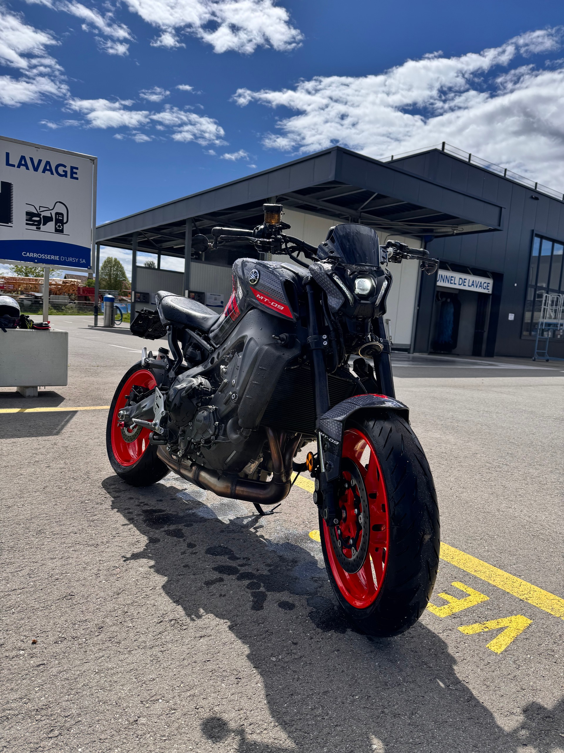 YAMAHA MT-09-image-0