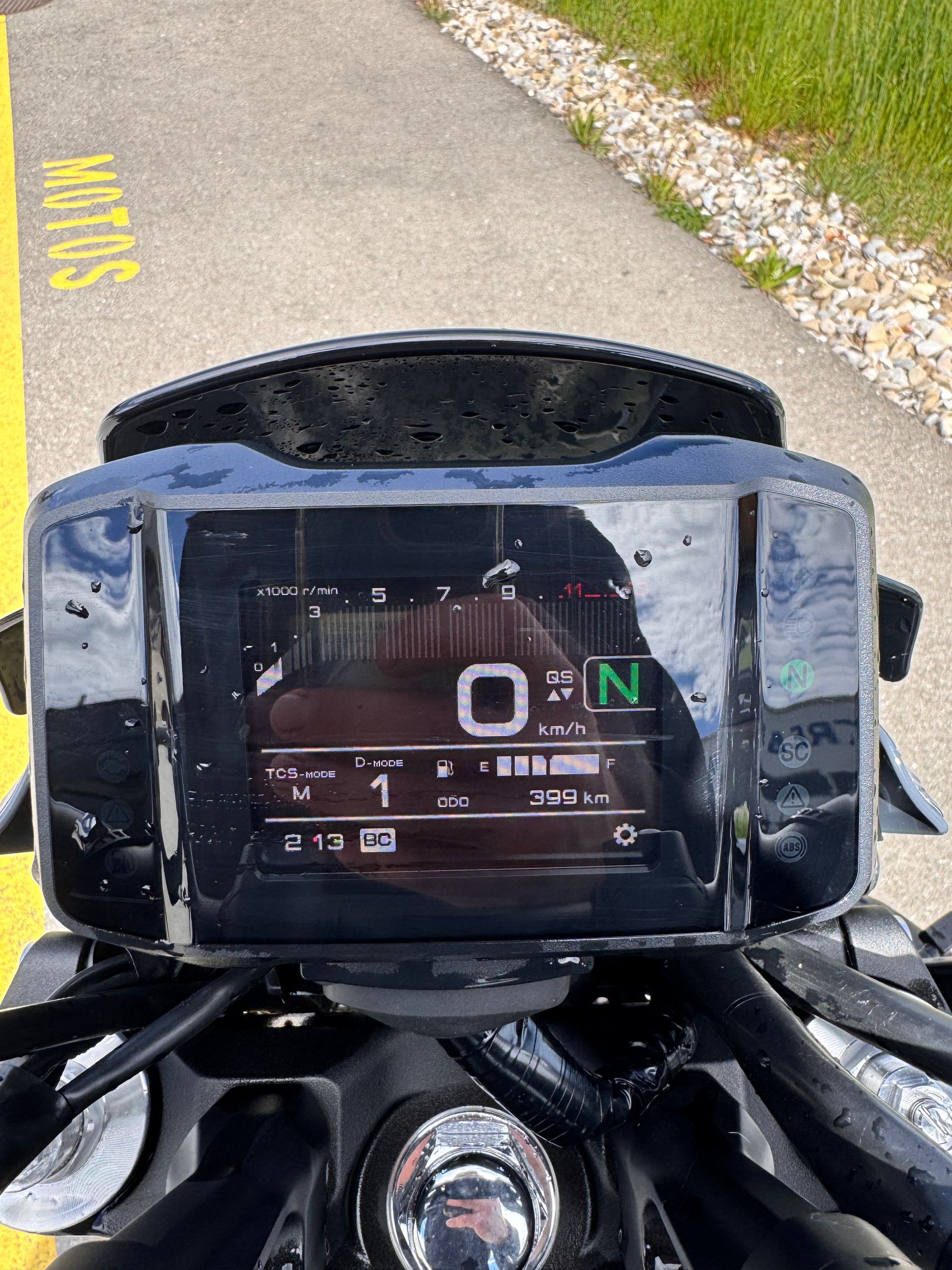 YAMAHA MT-09-image-6