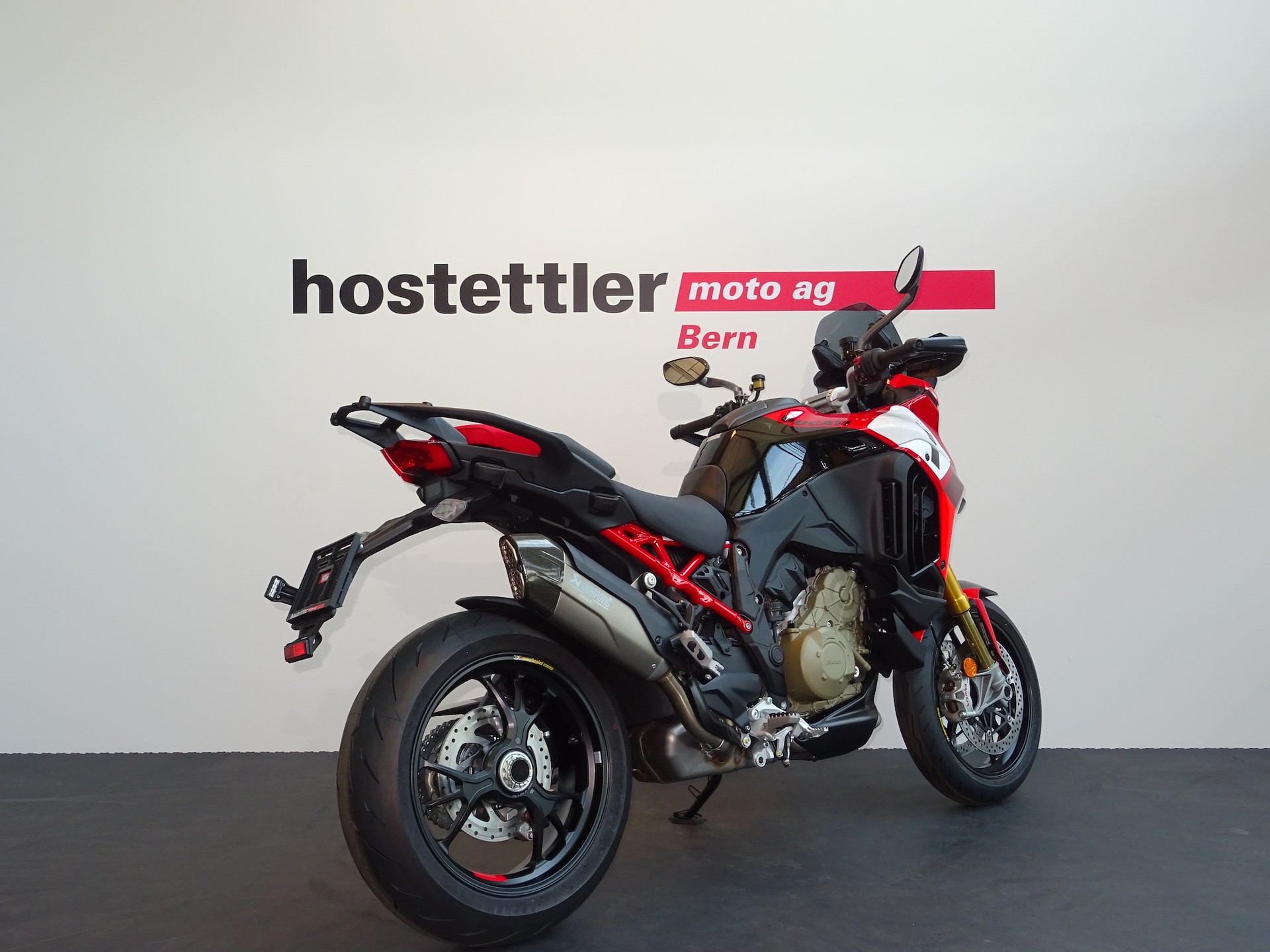 DUCATI Multistrada V4 Pikes Peak-showroom-element-2