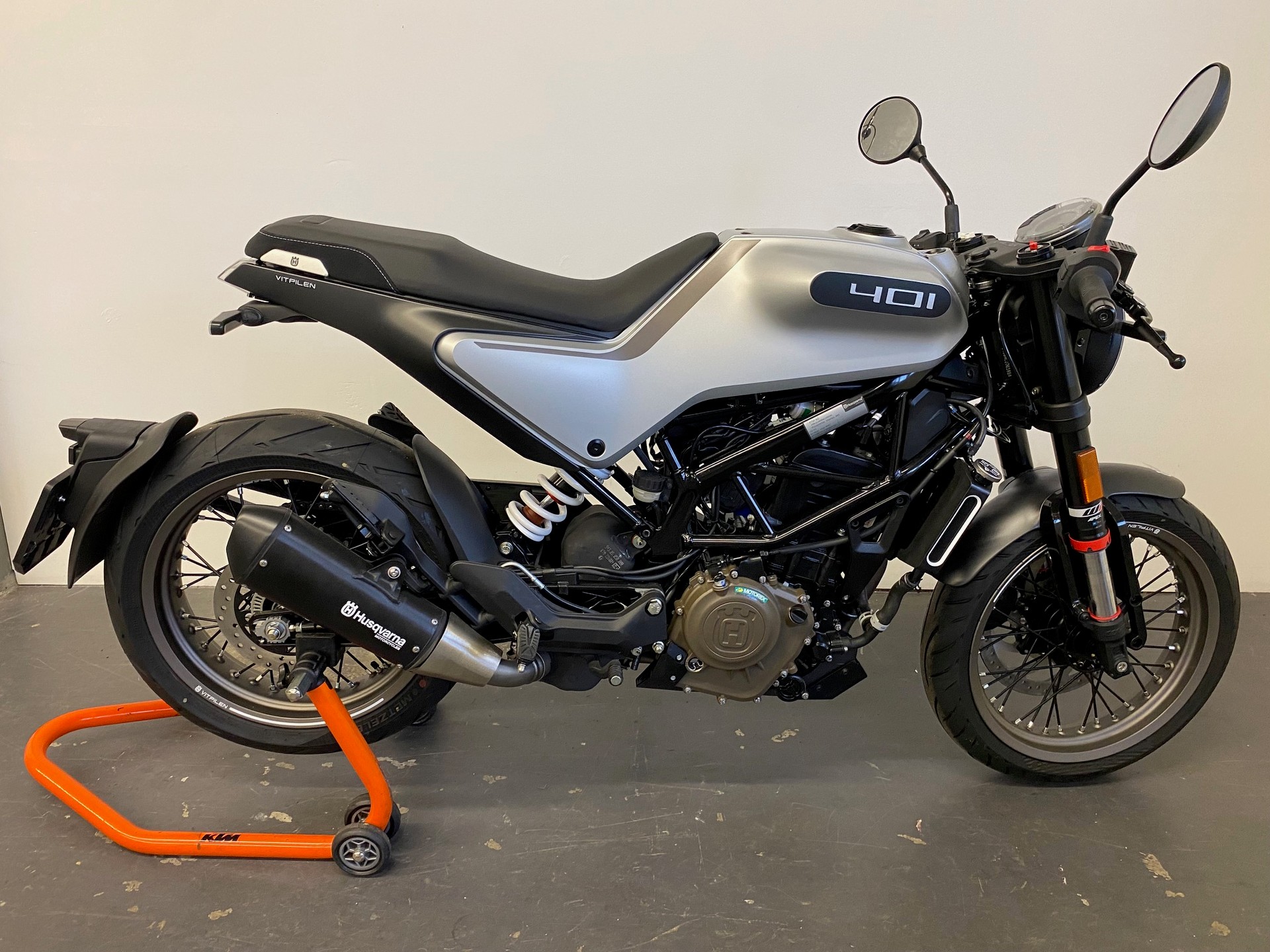 HUSQVARNA Vitpilen 401