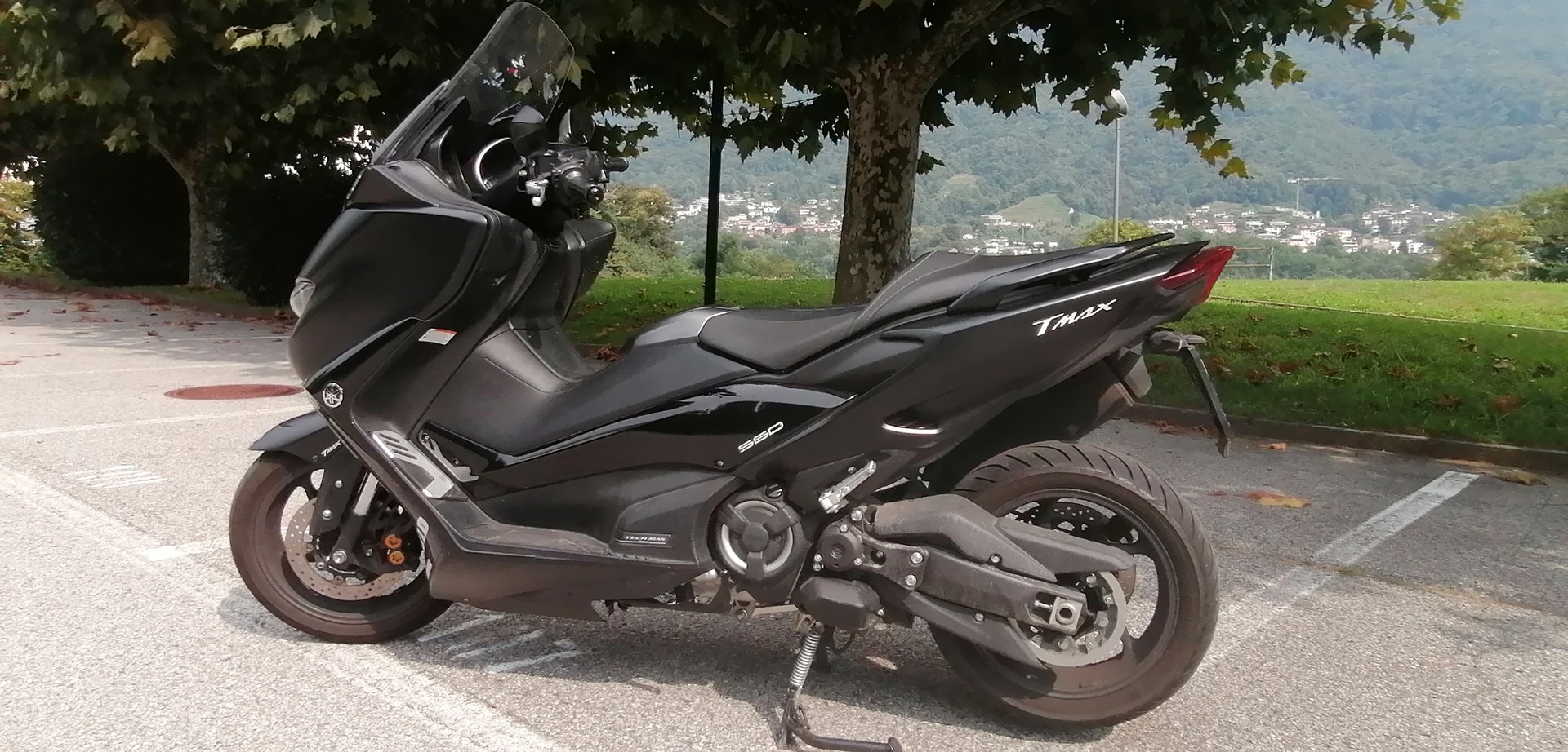 YAMAHA T-MAX Tech-Max XP 560-image-2