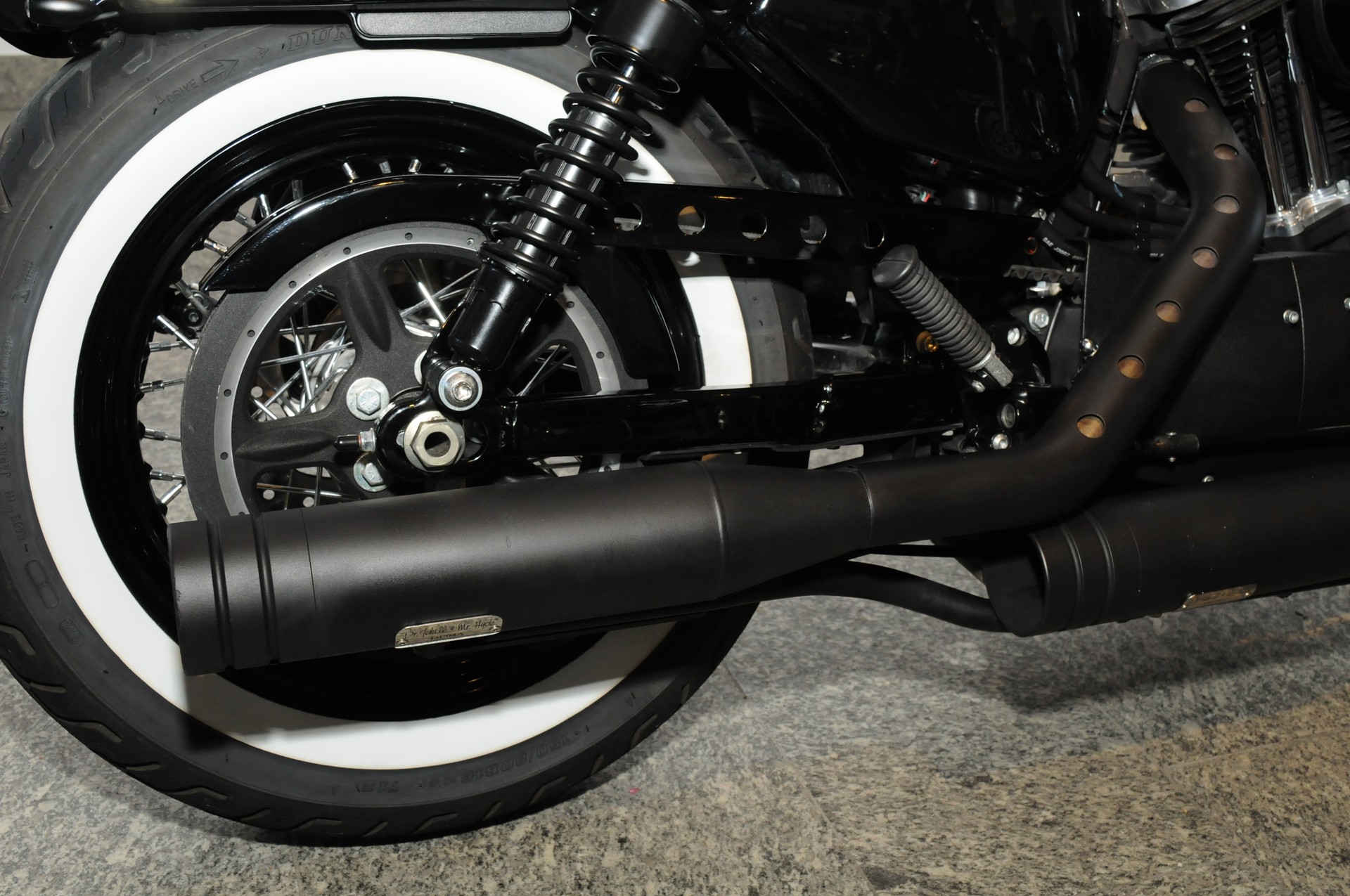 HARLEY-DAVIDSON XL 1200 X Forty Eight ABS-showroom-element-3