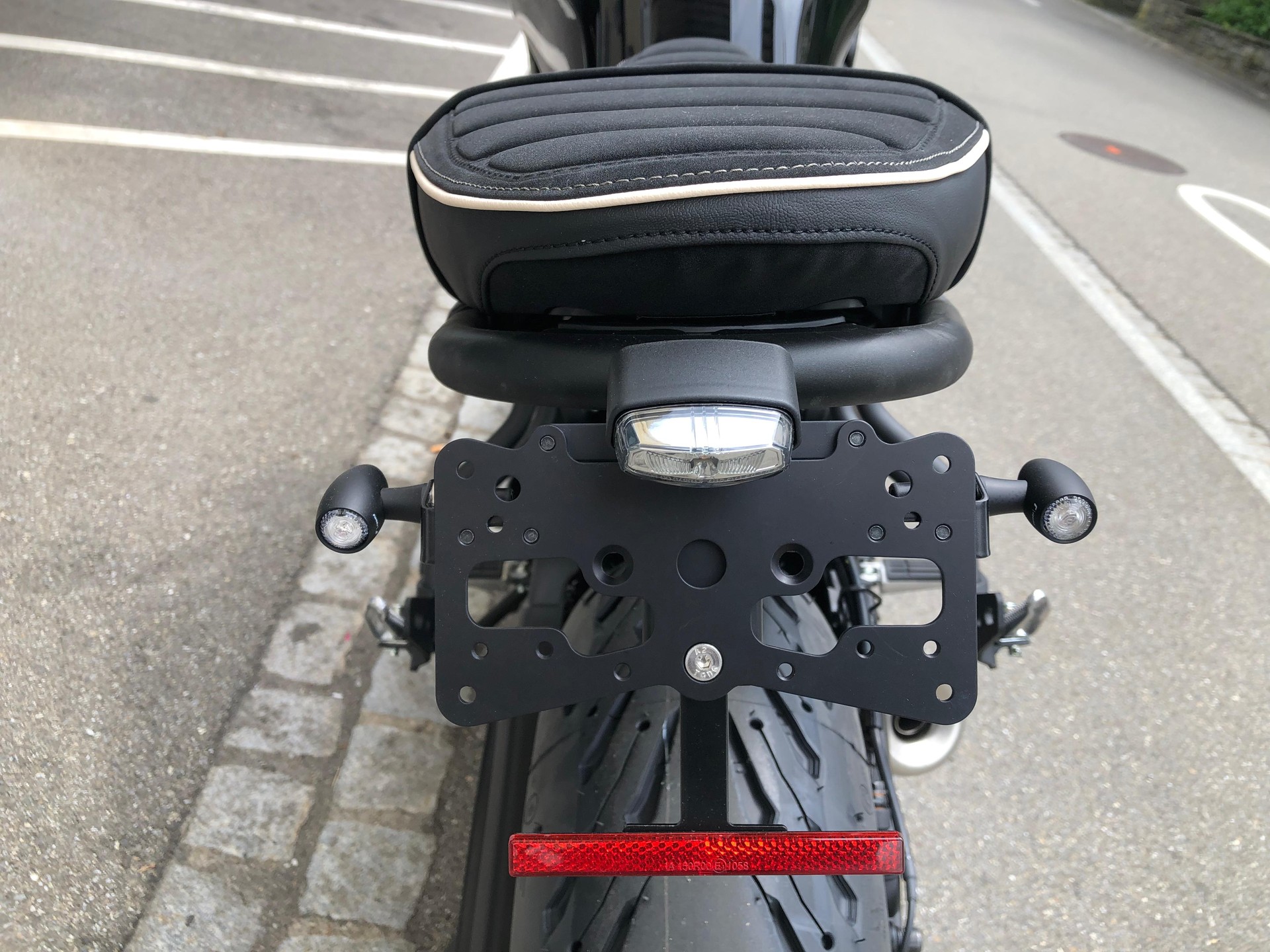 YAMAHA XSR 700 - Prime Edition-showroom-element-3