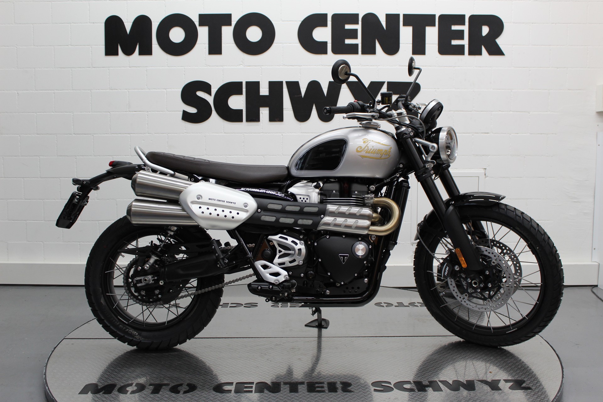 TRIUMPH Scrambler 1200 X