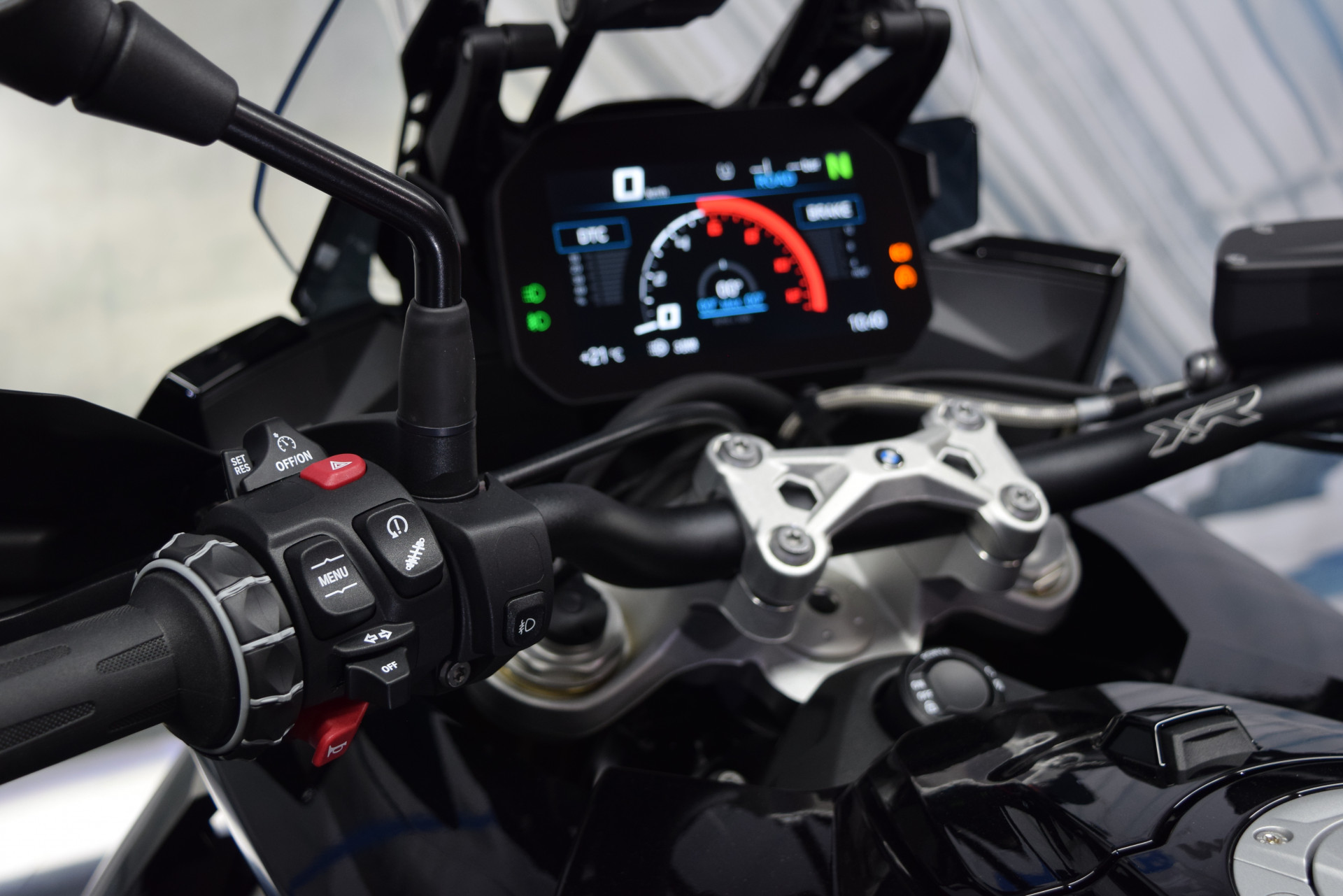 BMW S 1000 XR Tieferlegung-image-6