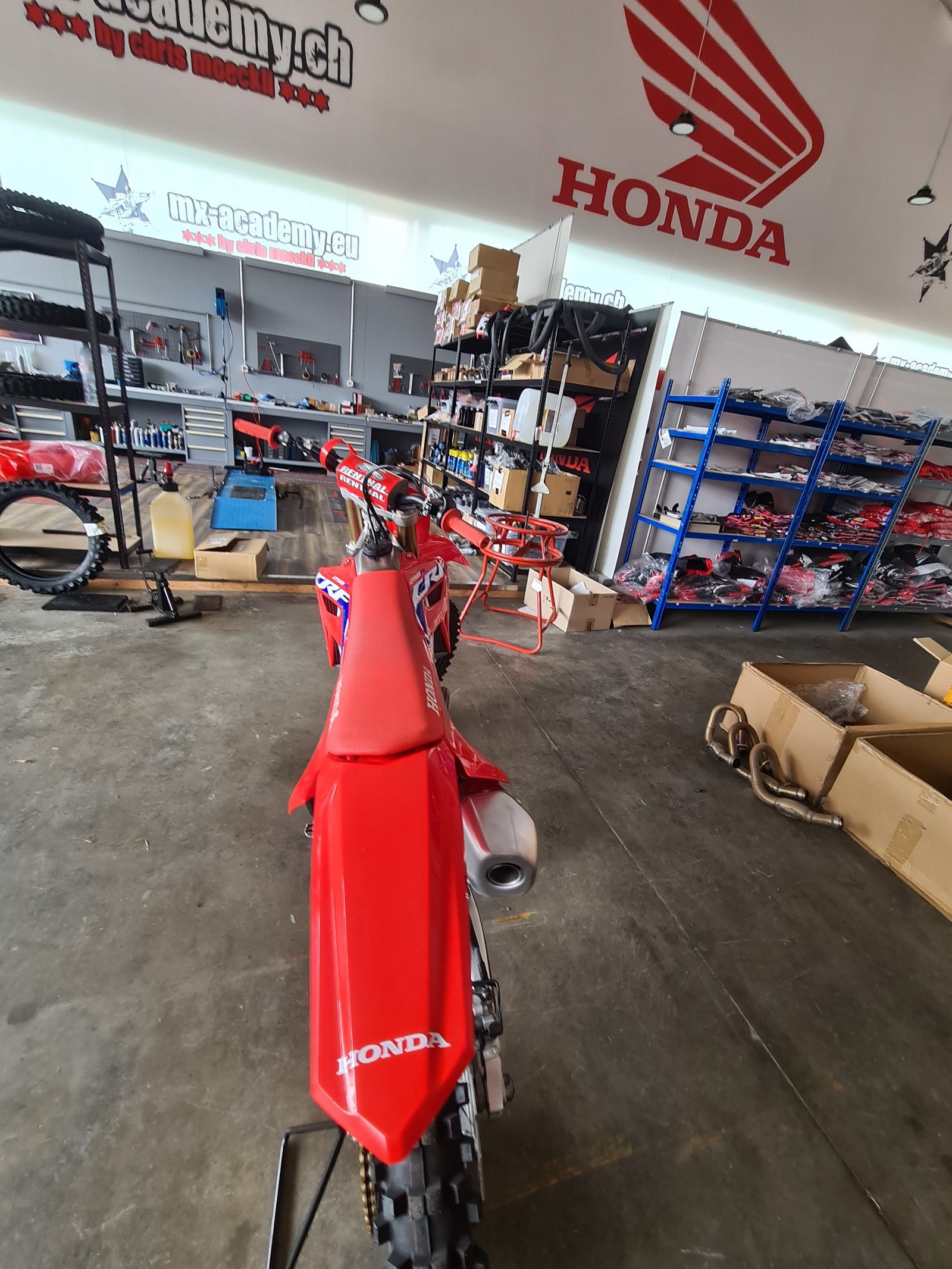 HONDA CRF 250 2022 49h top Zustand-image-1
