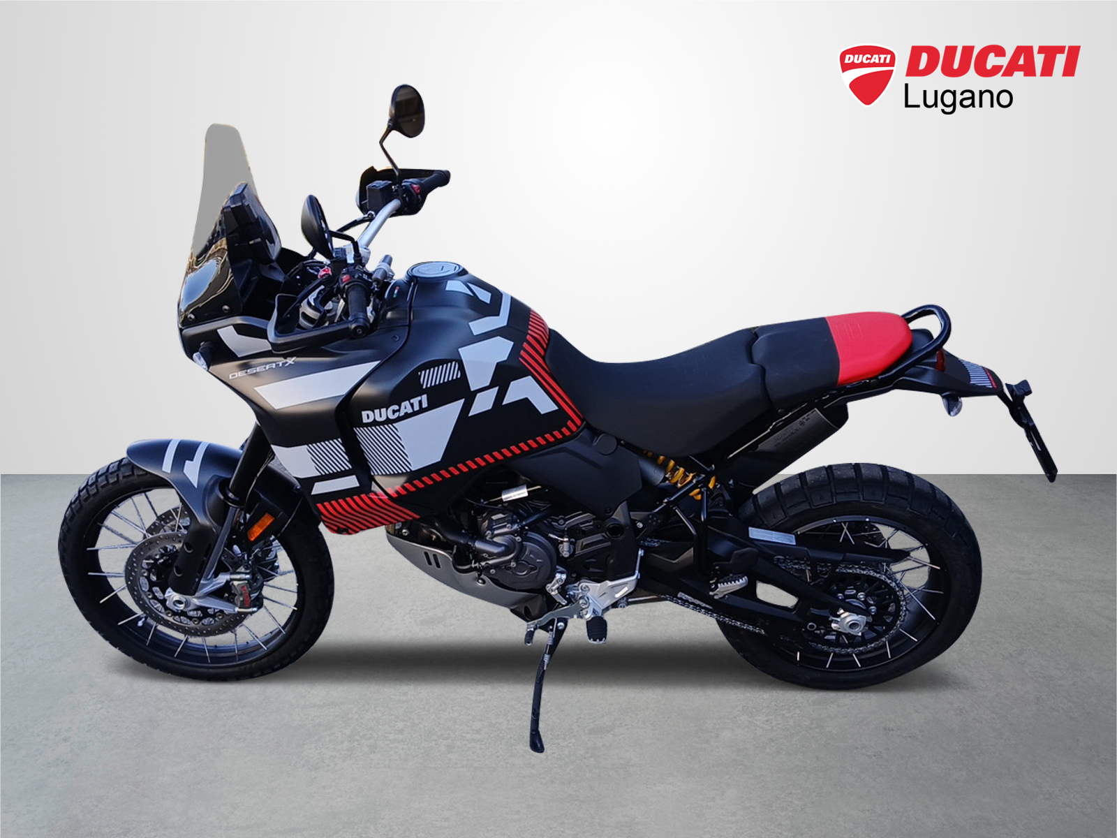 DUCATI Desert X-showroom-element-1