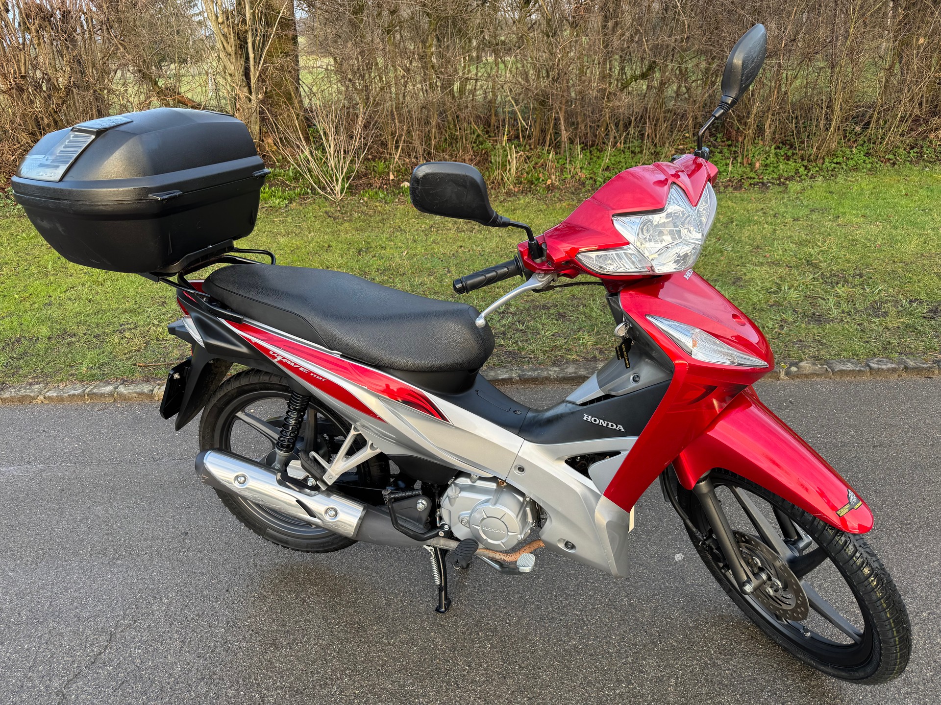 HONDA WAVE 110 AFS 2SH (CFS) - TOP - 4 vitesses/Gang