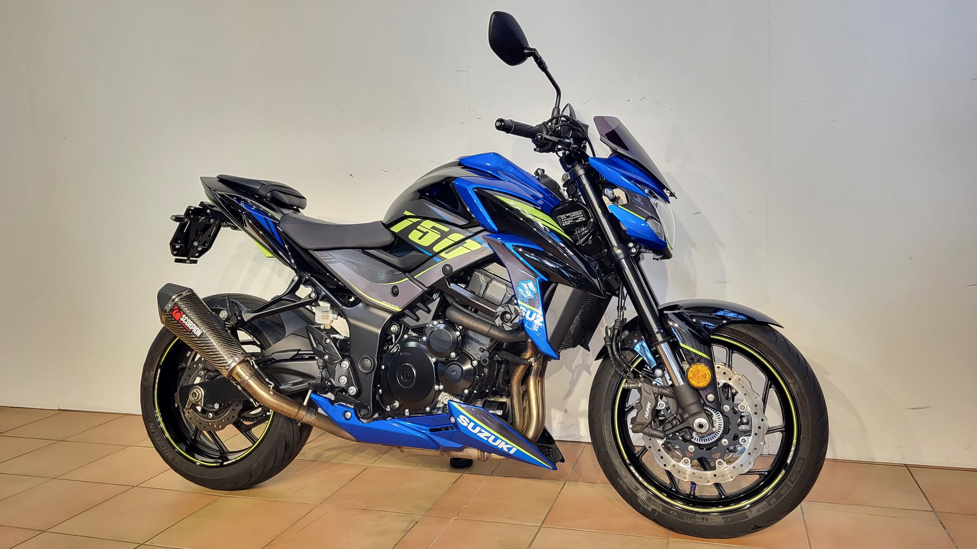 SUZUKI GSX-S 750 EVO ABS (35kW)-showroom-element-2