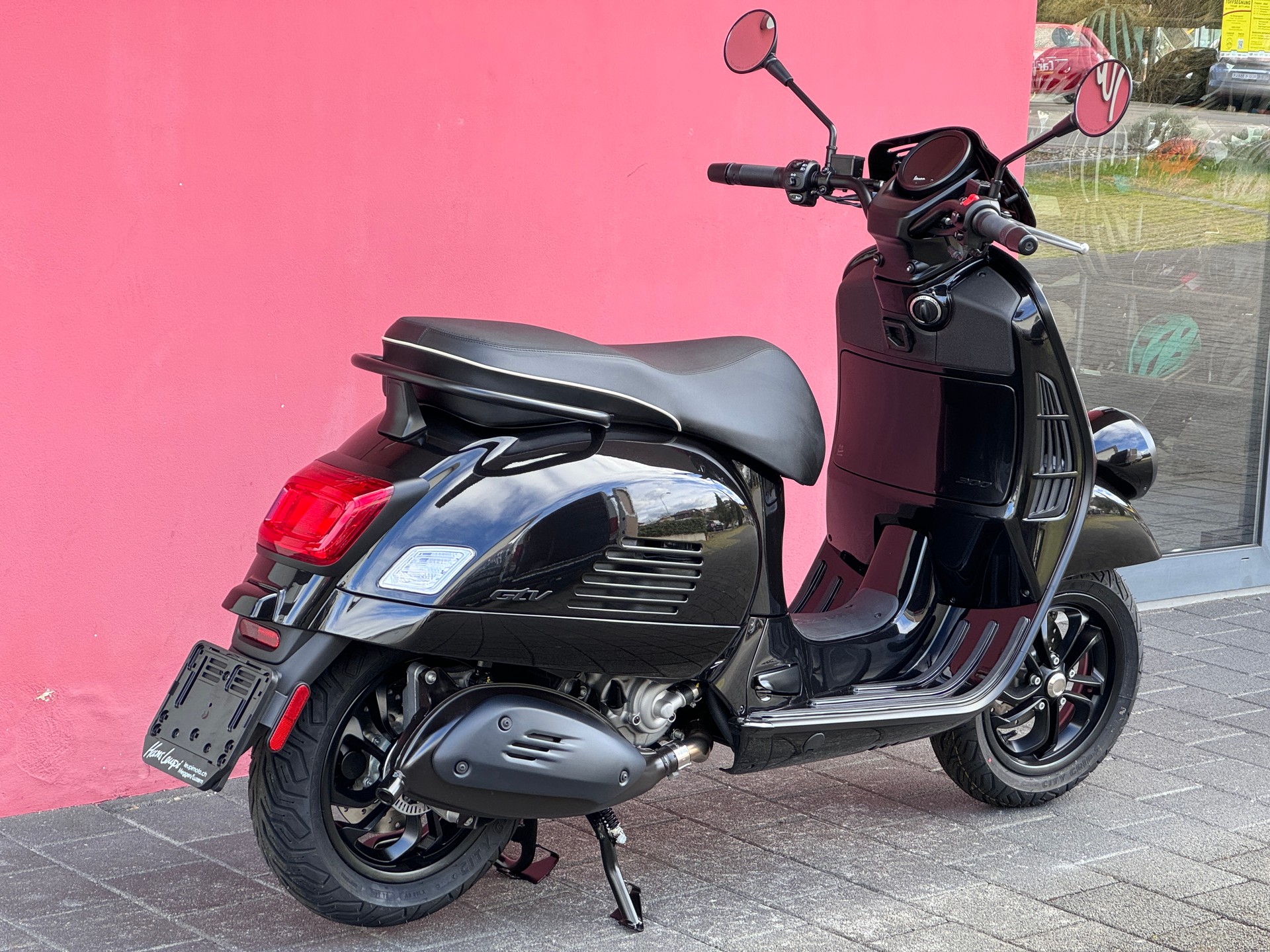 PIAGGIO Vespa GTV 300 "Notte" ABS-showroom-element-3