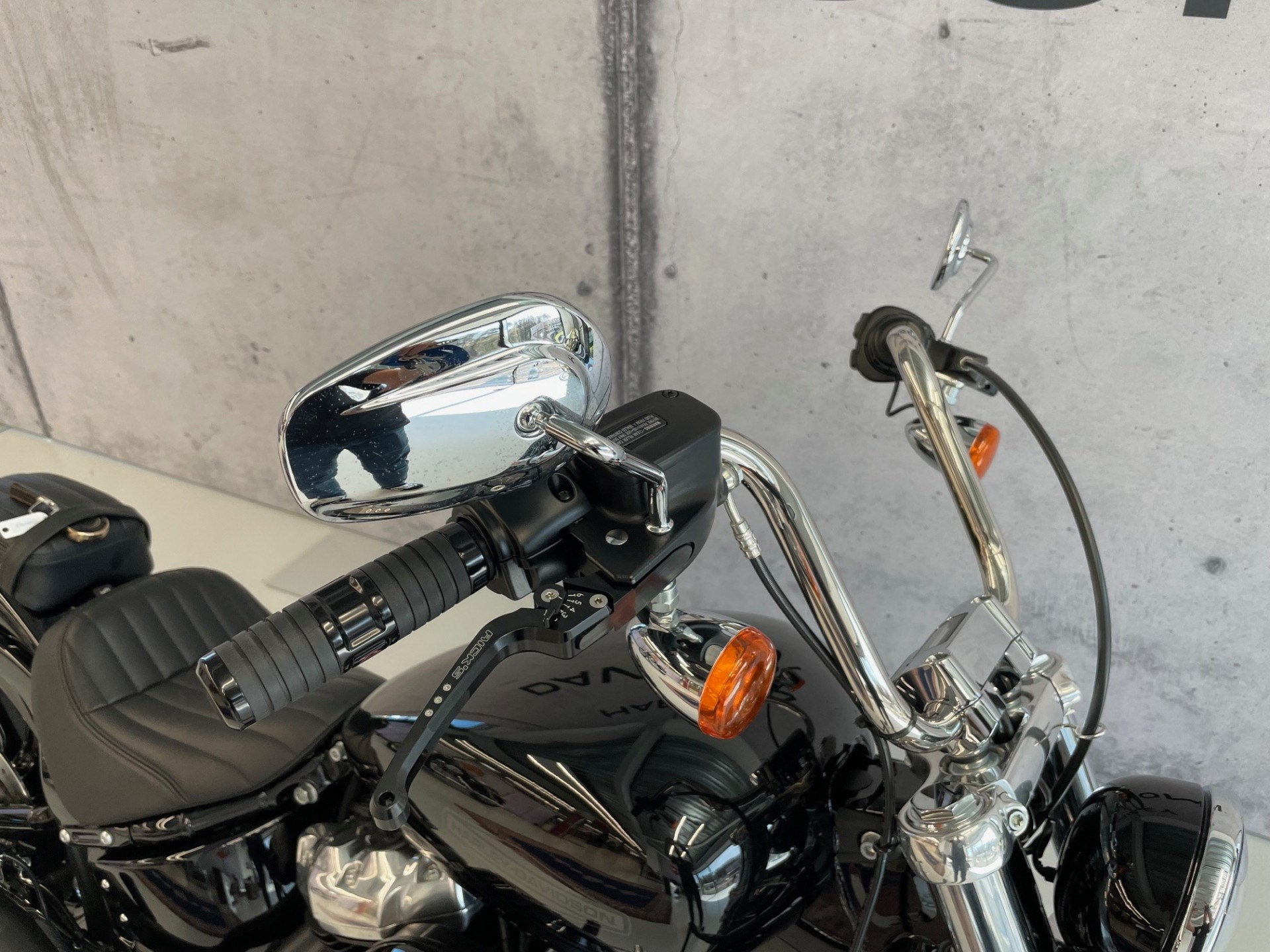 HARLEY-DAVIDSON FXST 1745 Softail Standard 107-showroom-element-3