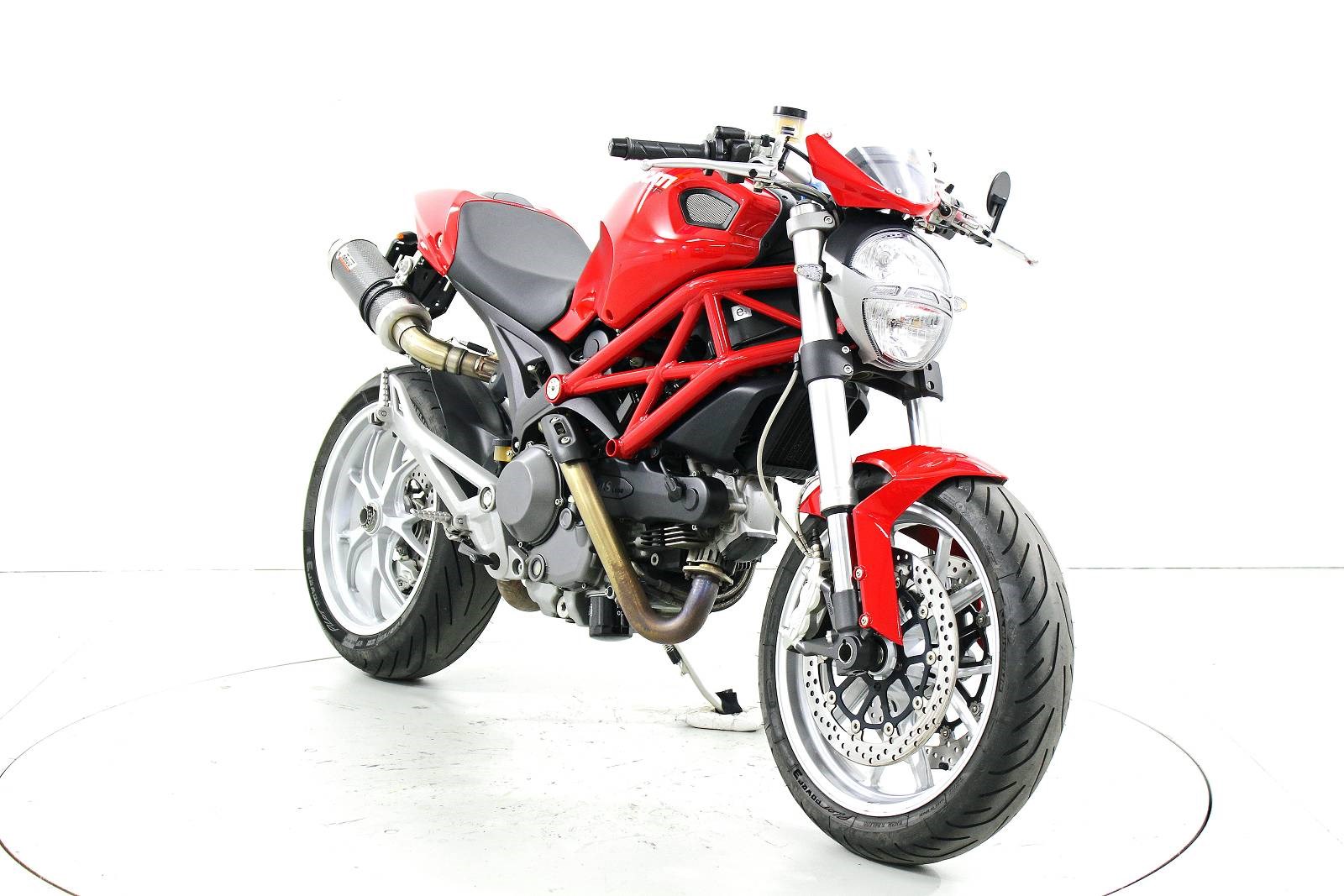 DUCATI Monster  1100 ABS-showroom-element-1