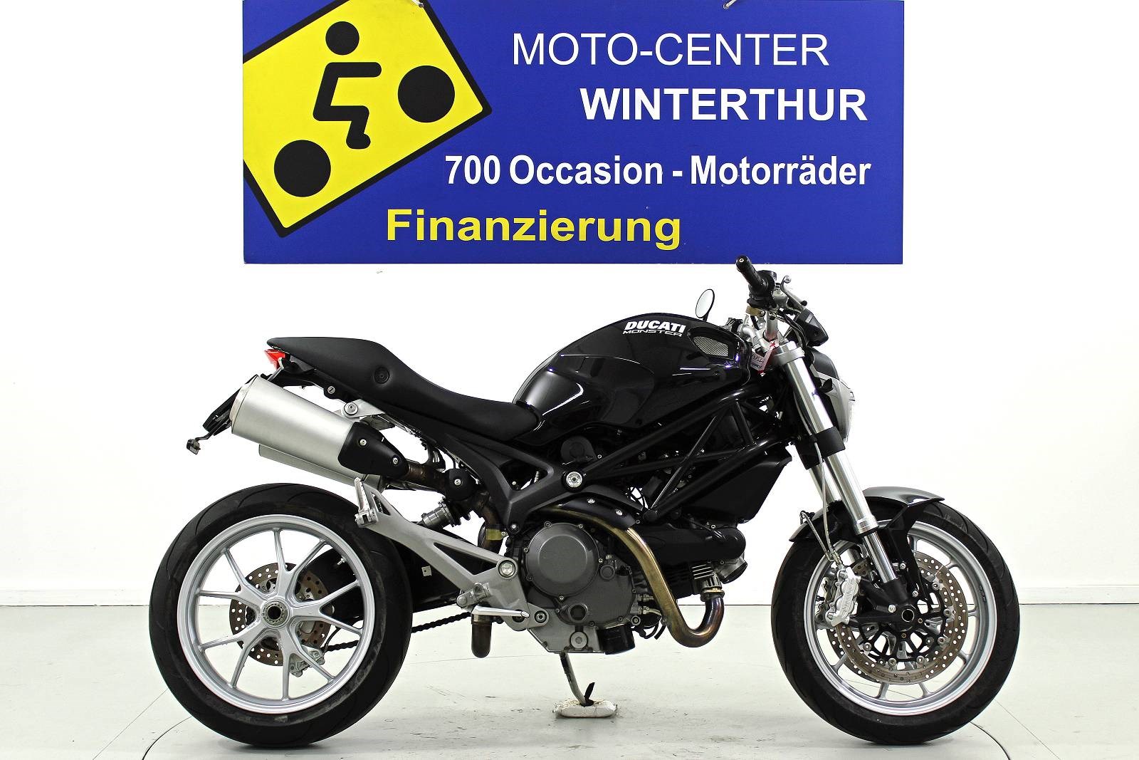 DUCATI Monster 1100