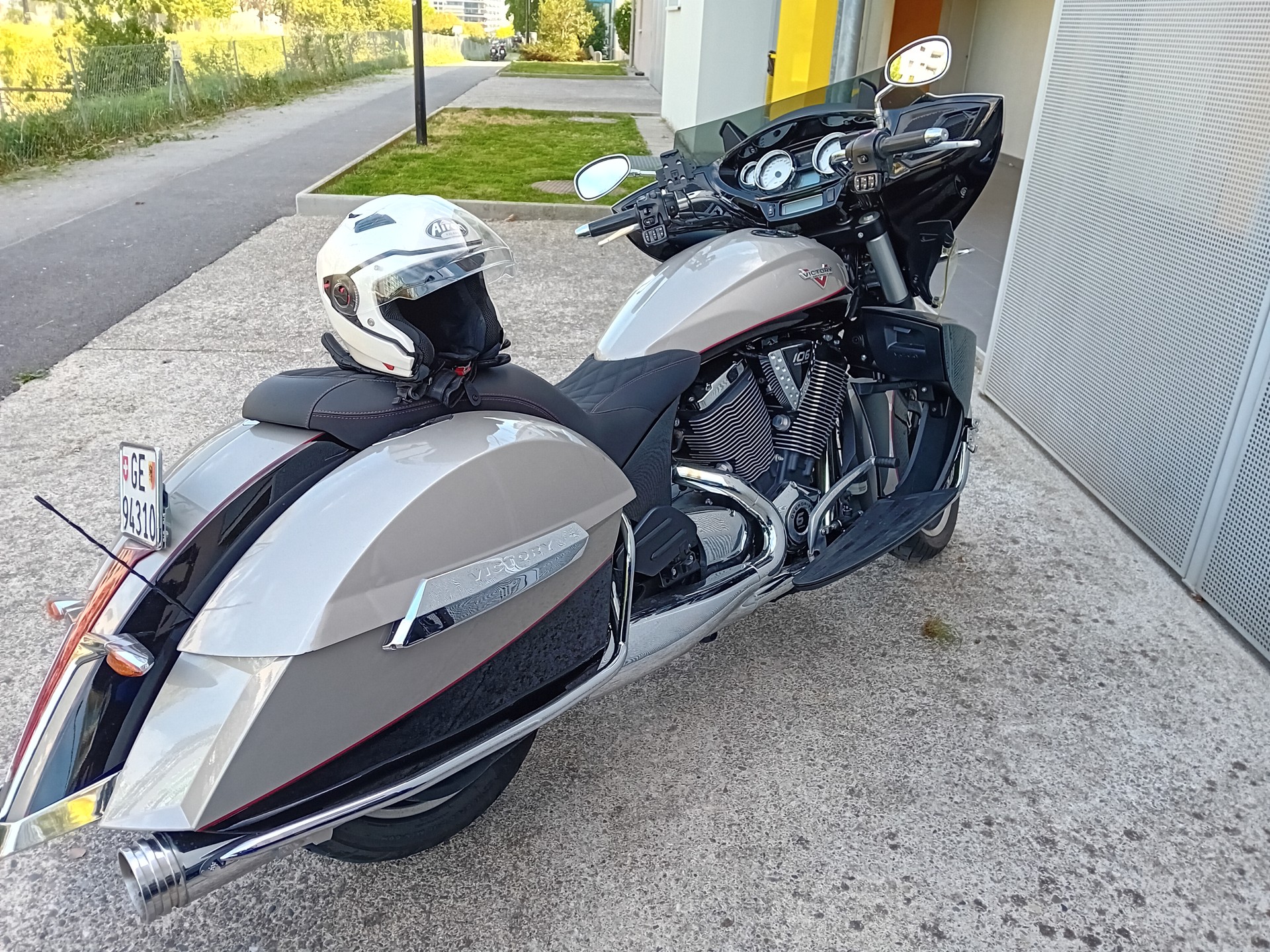 VICTORY CrossCountry