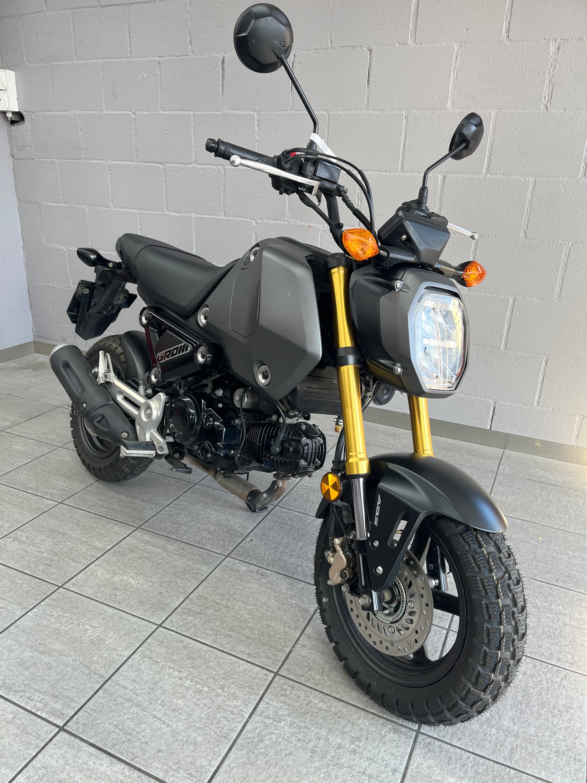 HONDA MSX 125-showroom-element-3