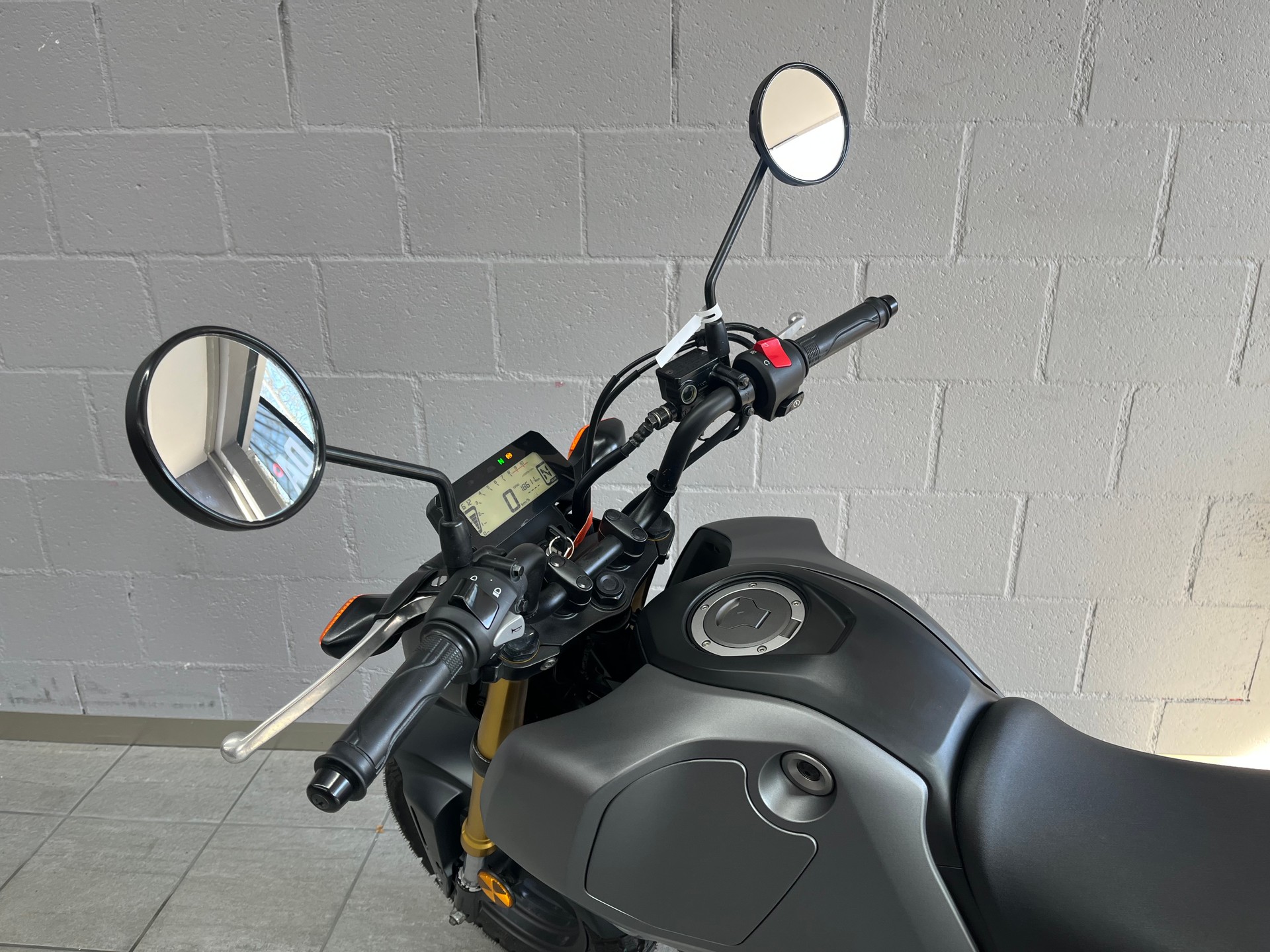 HONDA MSX 125-showroom-element-2