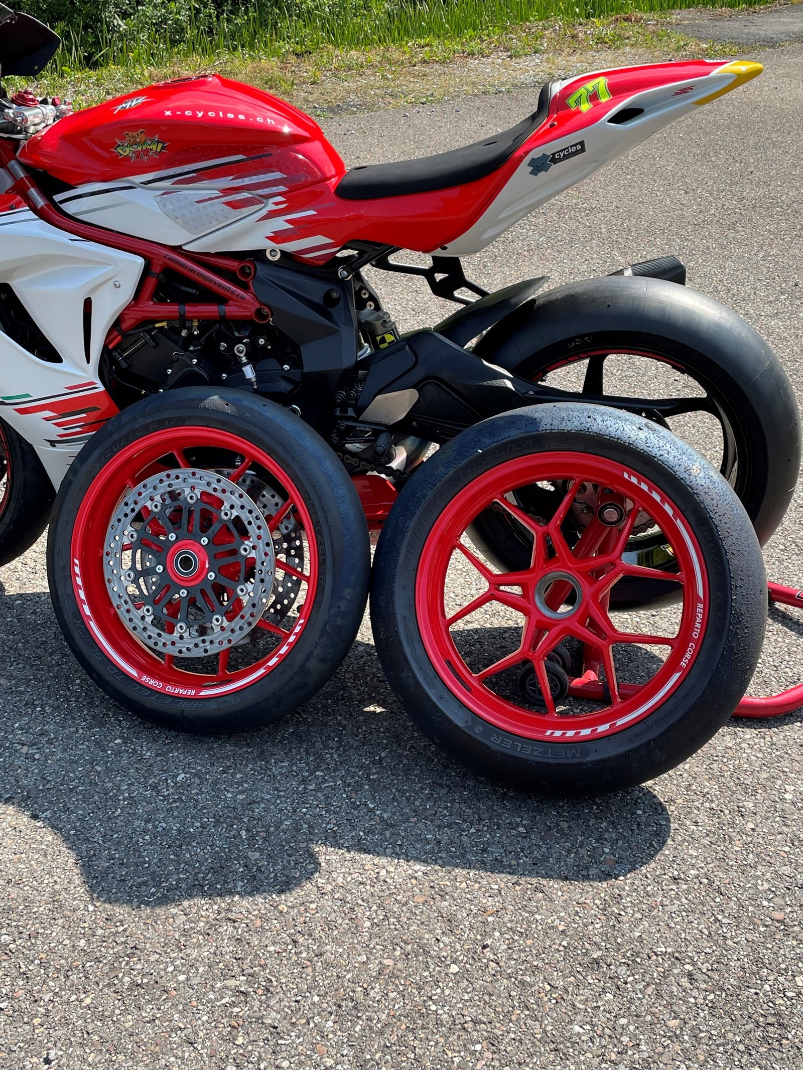 MV AGUSTA F3 800 ABS-showroom-element-2
