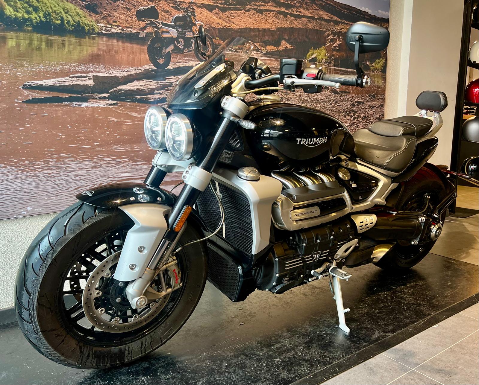 TRIUMPH Rocket 3 R-showroom-element-3