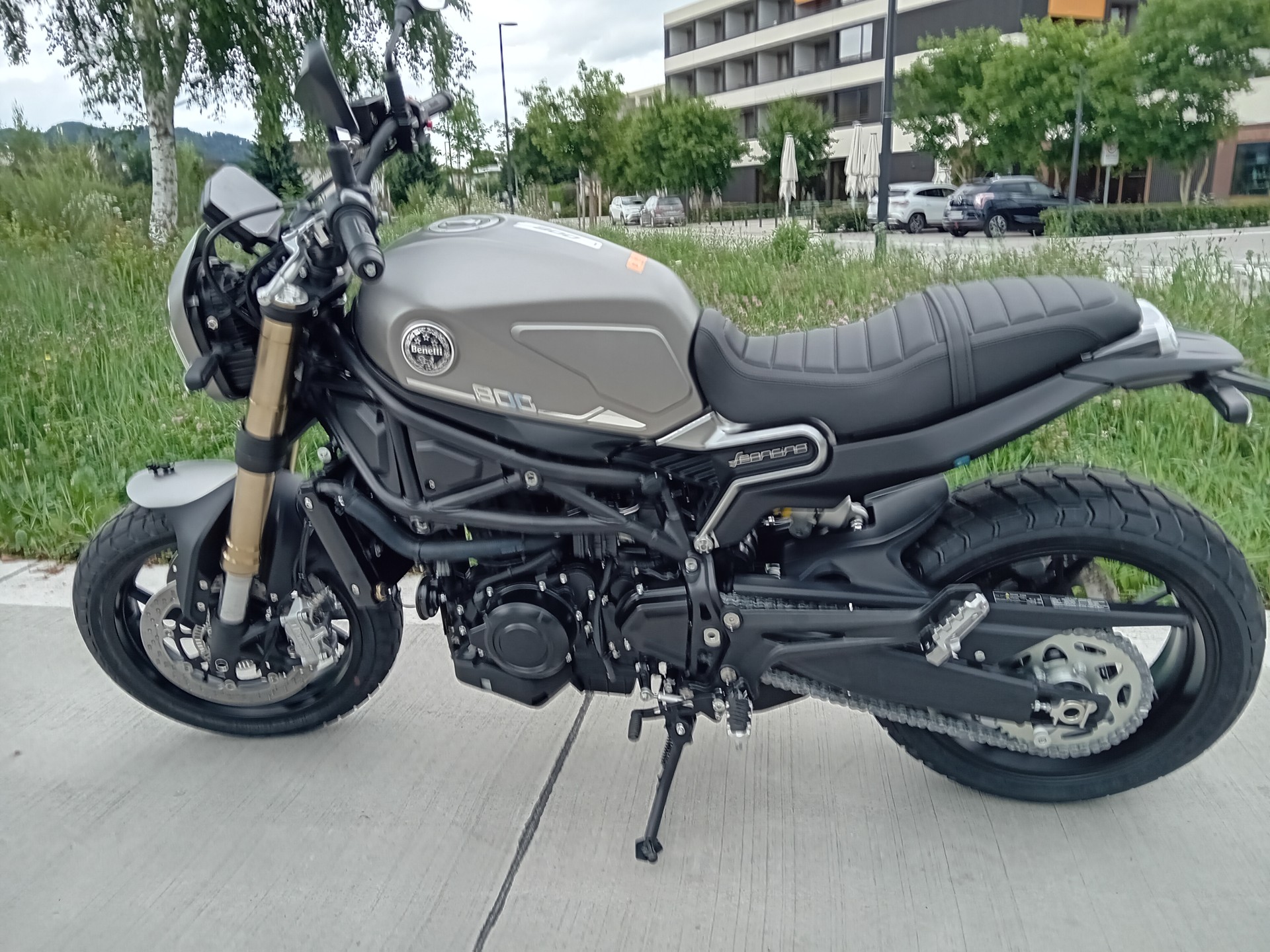 BENELLI Leoncino 800-image-2