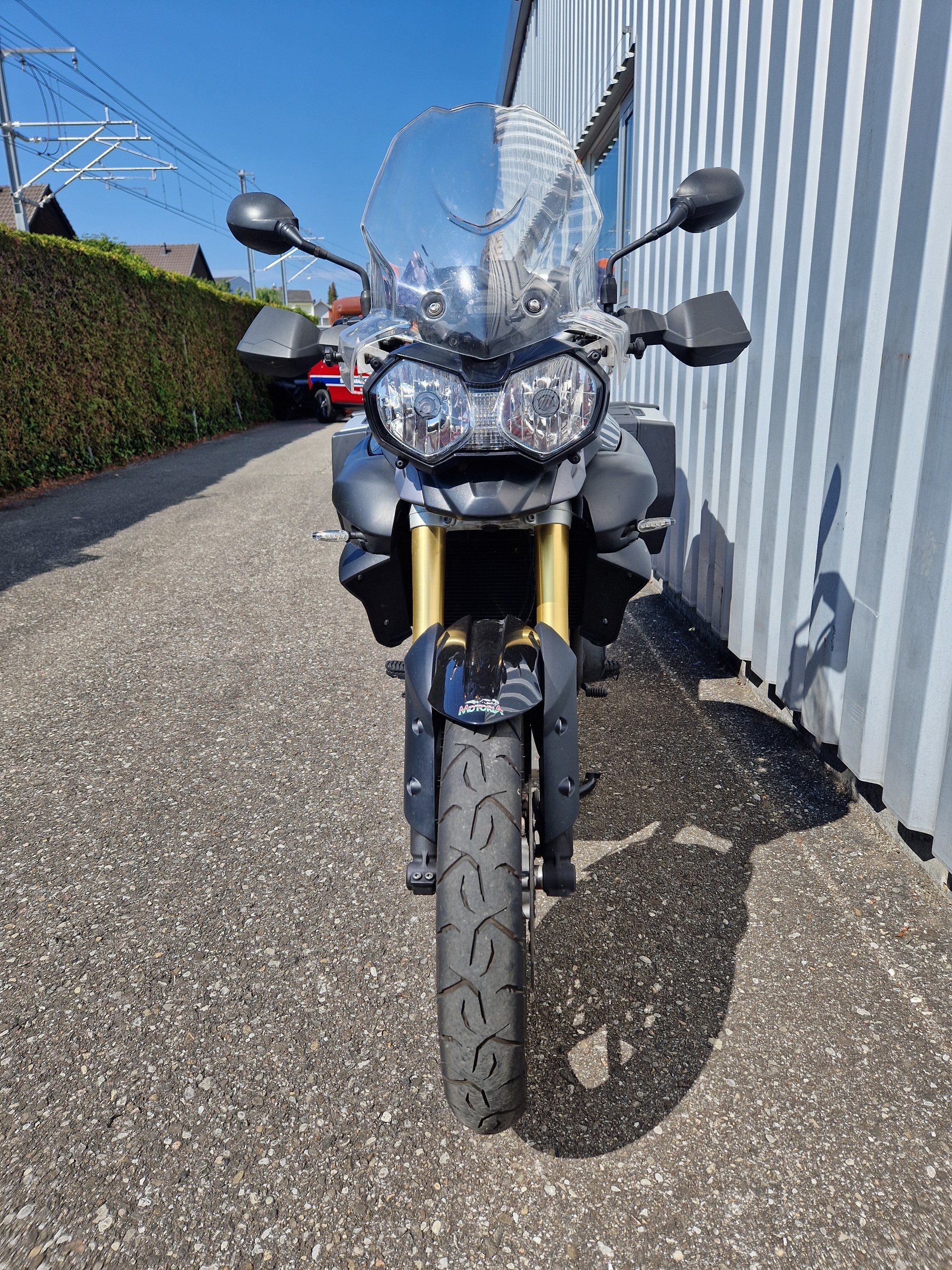 TRIUMPH Tiger 800 ABS-showroom-element-2