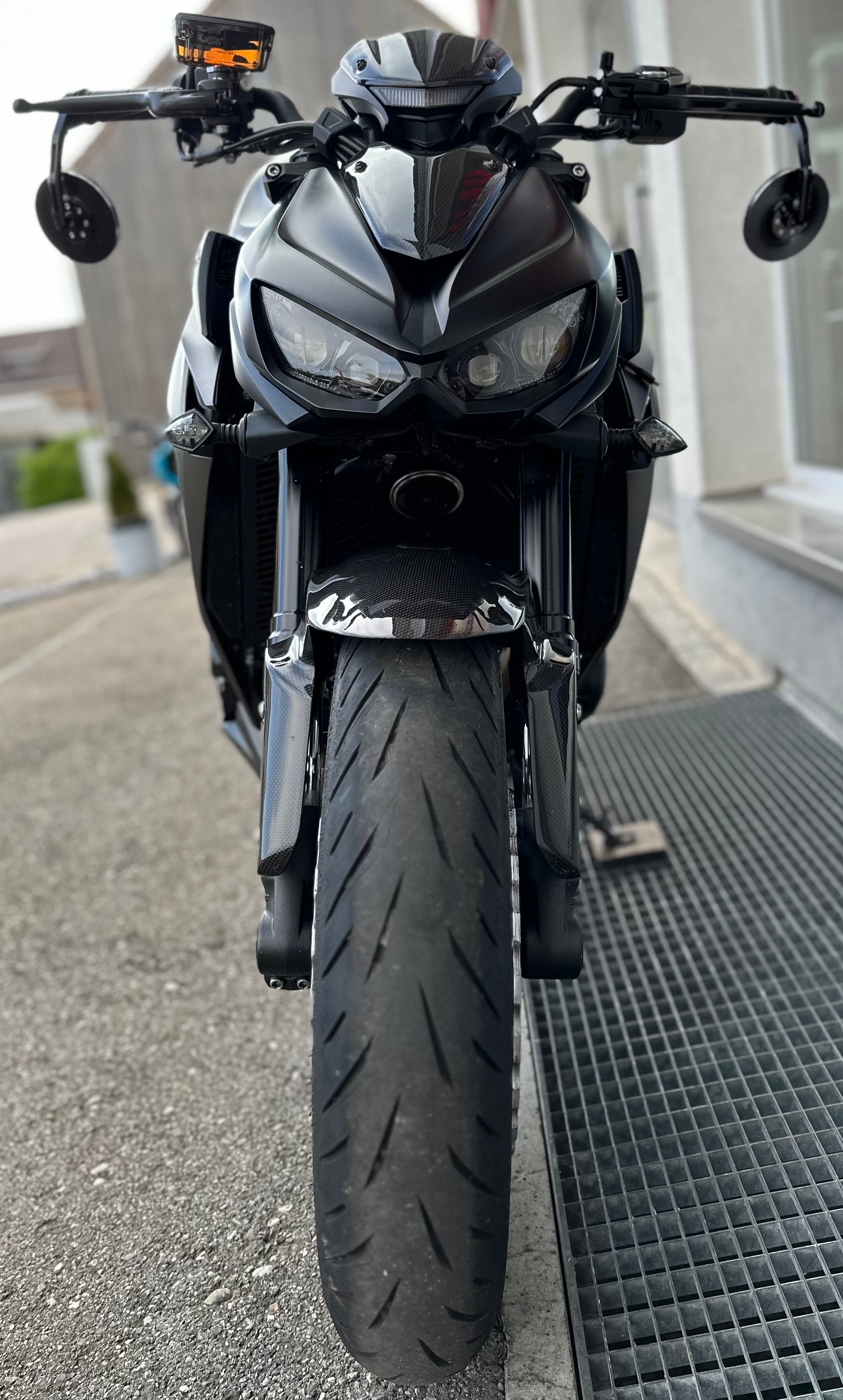 KAWASAKI Z 1000 ABS-showroom-element-1