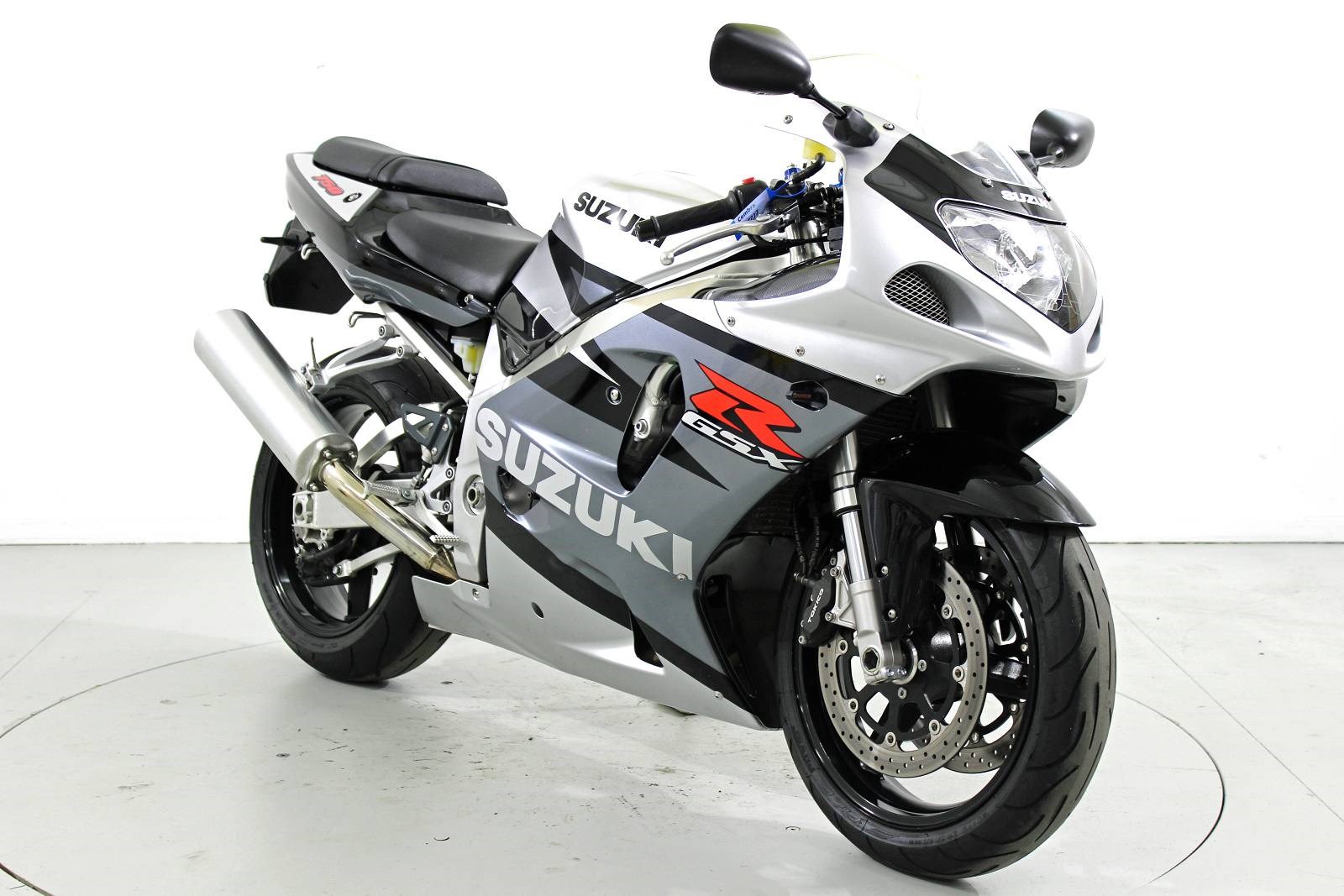 SUZUKI GSX-R 750-showroom-element-1