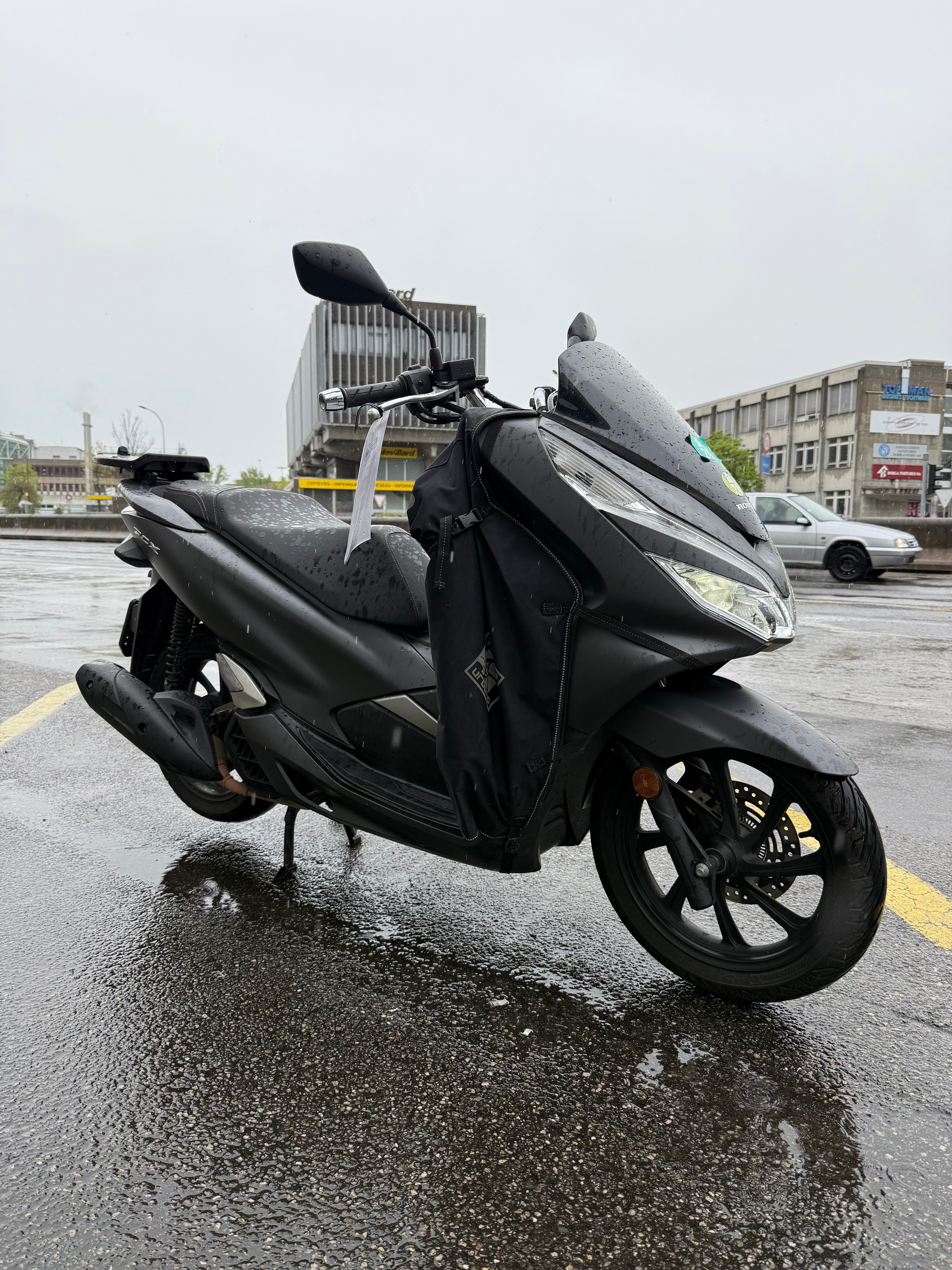 HONDA PCX