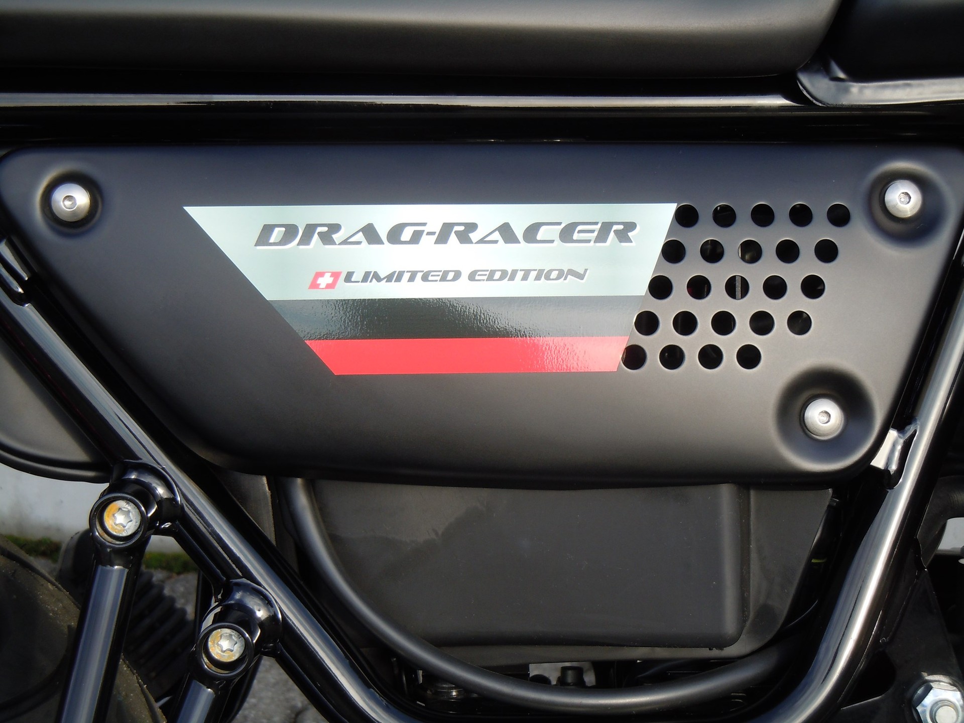 MOTO GUZZI V9 853 Drag Racer L.E. 4/15-showroom-element-3