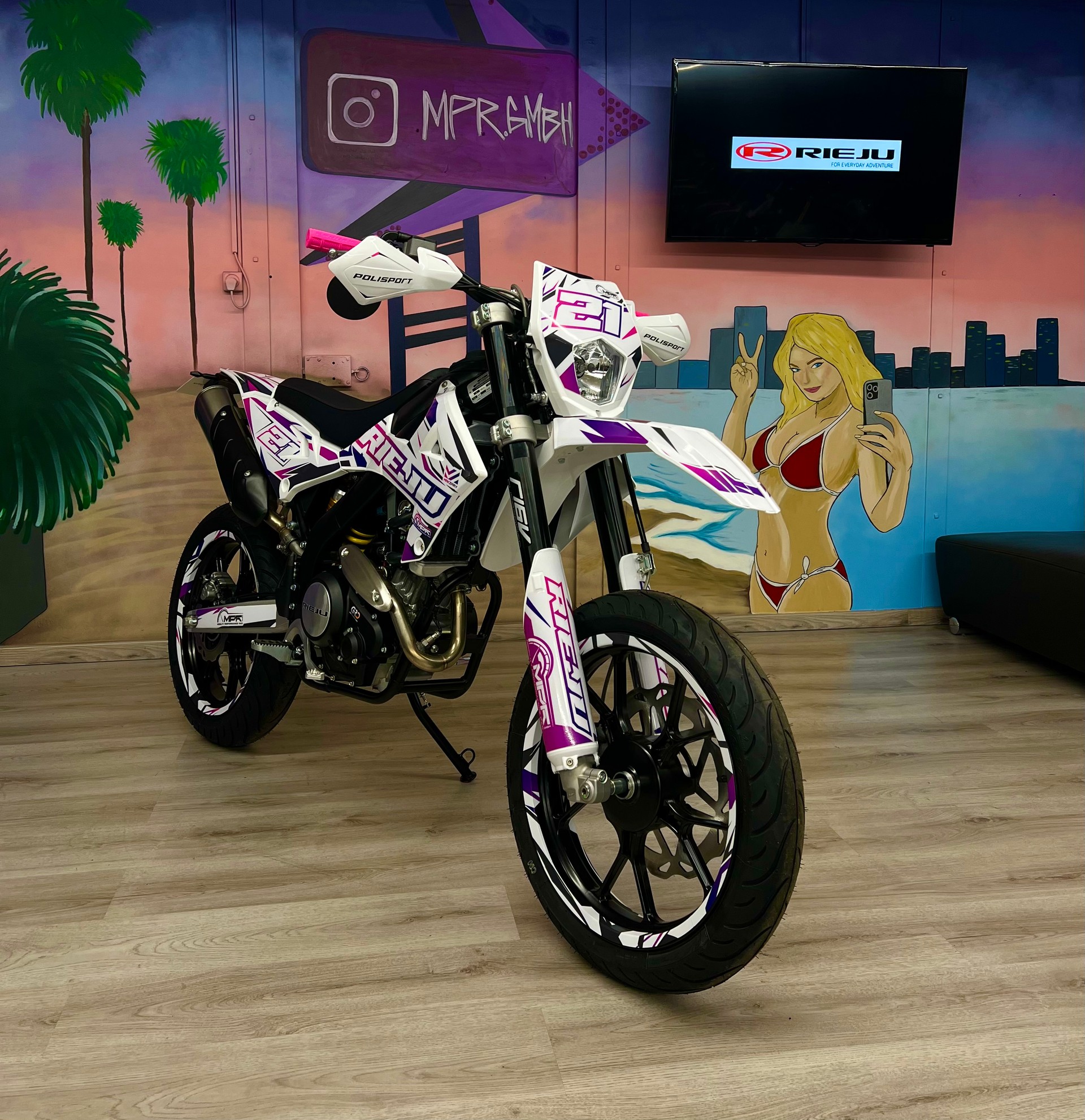 RIEJU 125 PRO-showroom-element-1