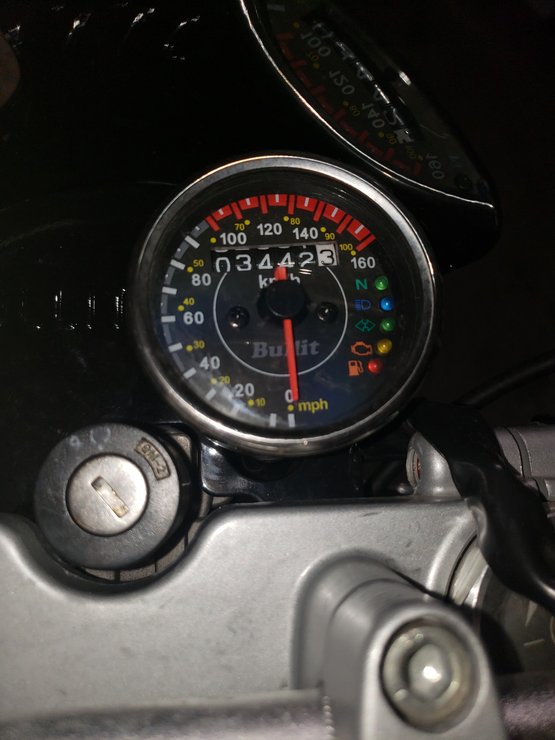 BULLIT Hero 125-image-4