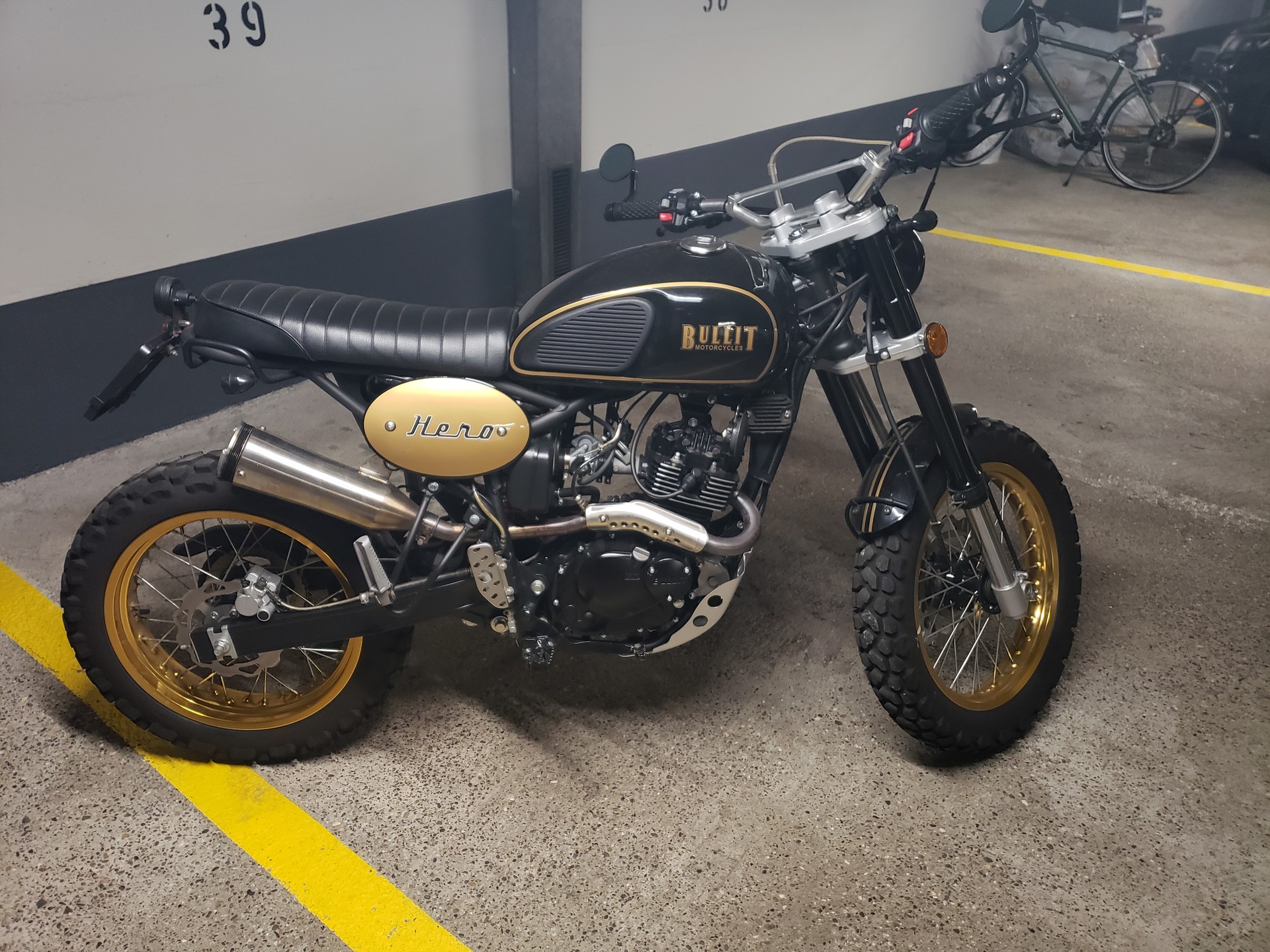 BULLIT Hero 125-image-1