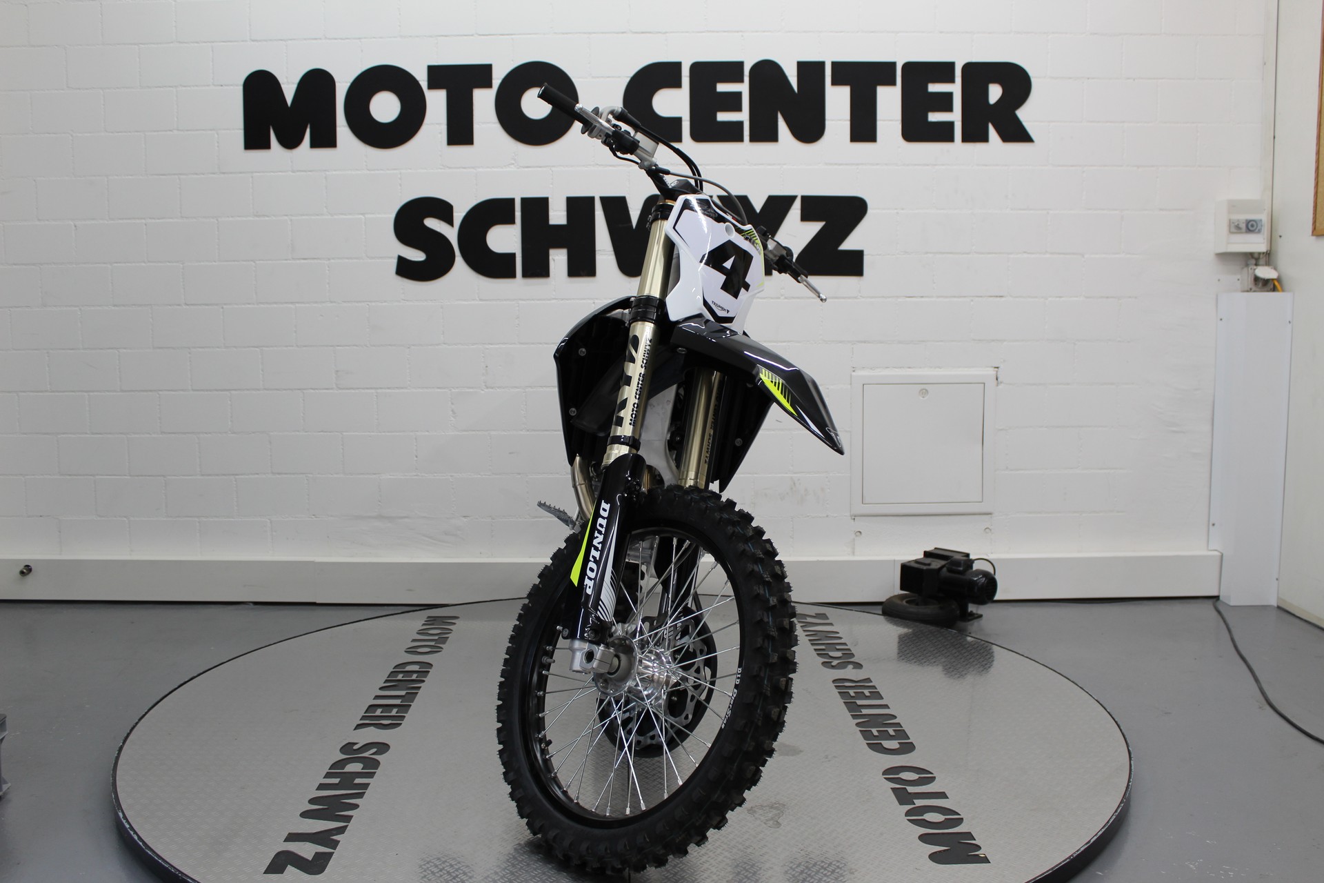 TRIUMPH TF 450 X RC-image-2