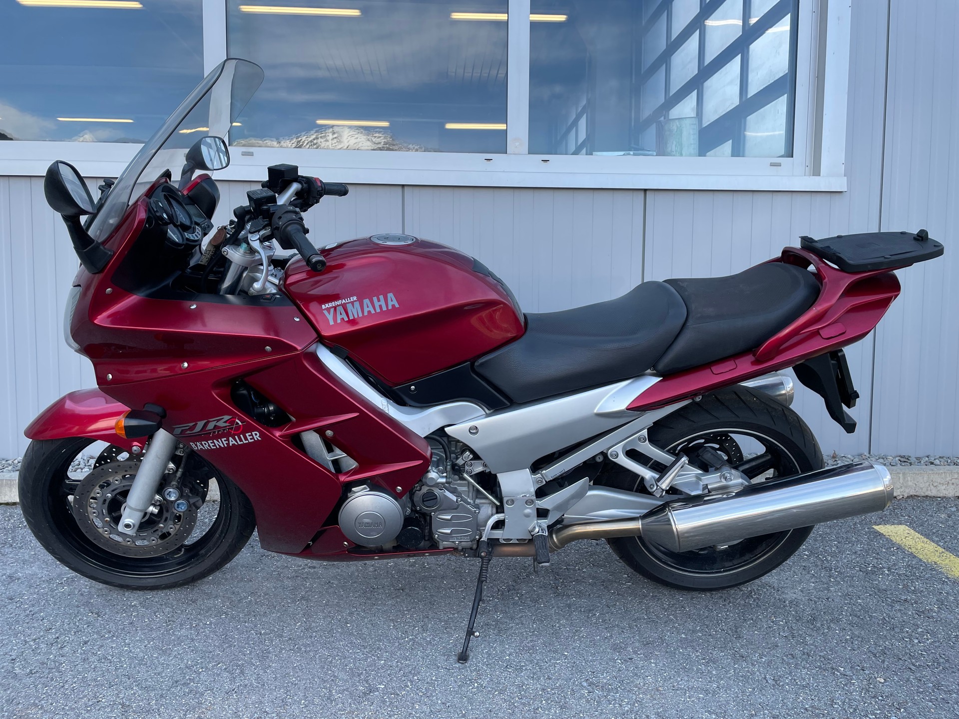 YAMAHA FJR 1300-showroom-element-1