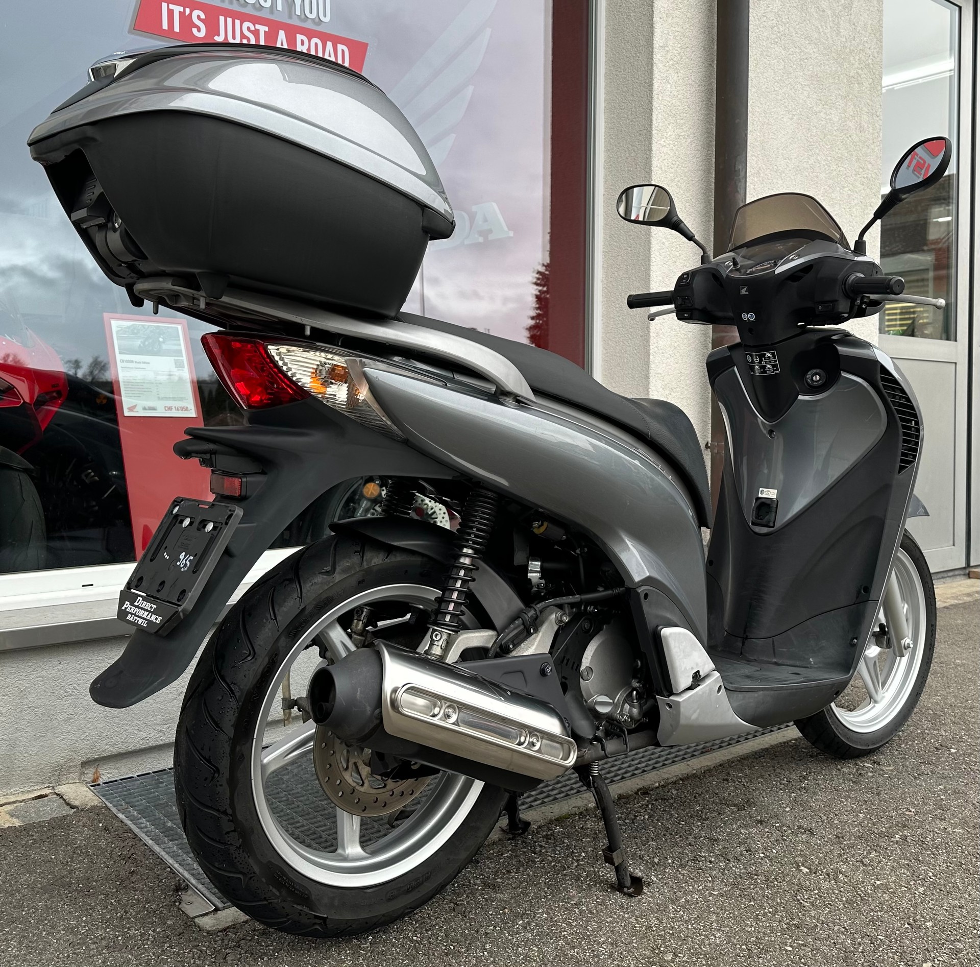 HONDA SH 125 i Discbrake-showroom-element-3