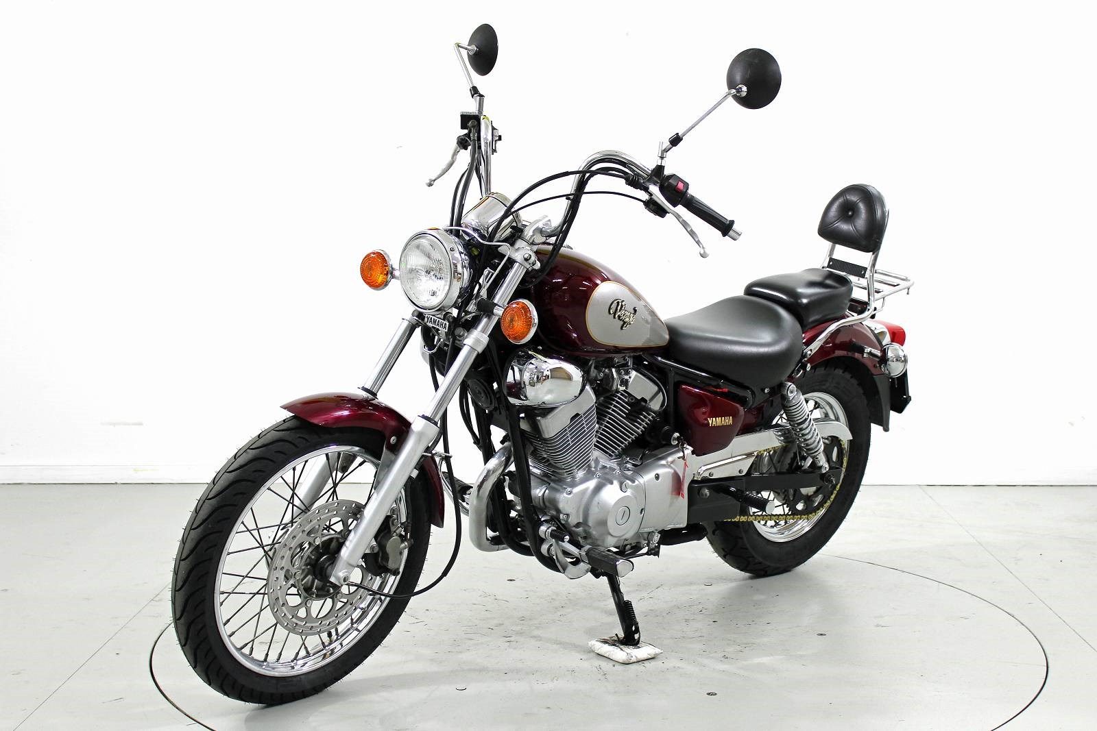 YAMAHA XV 125-showroom-element-2